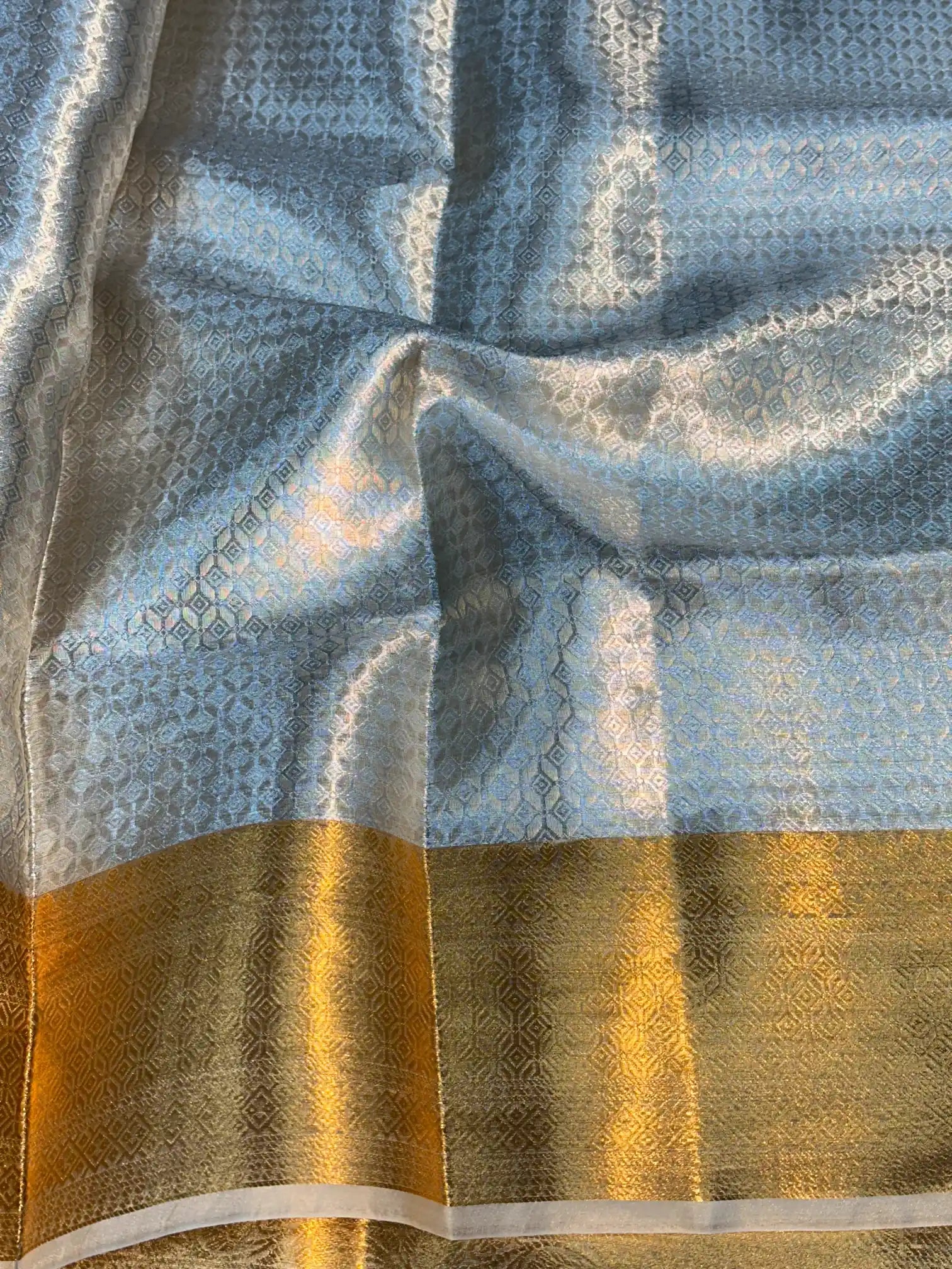 Eccentric Pure Tissue Silk Embossed Brocade Weave Banarasi Saree