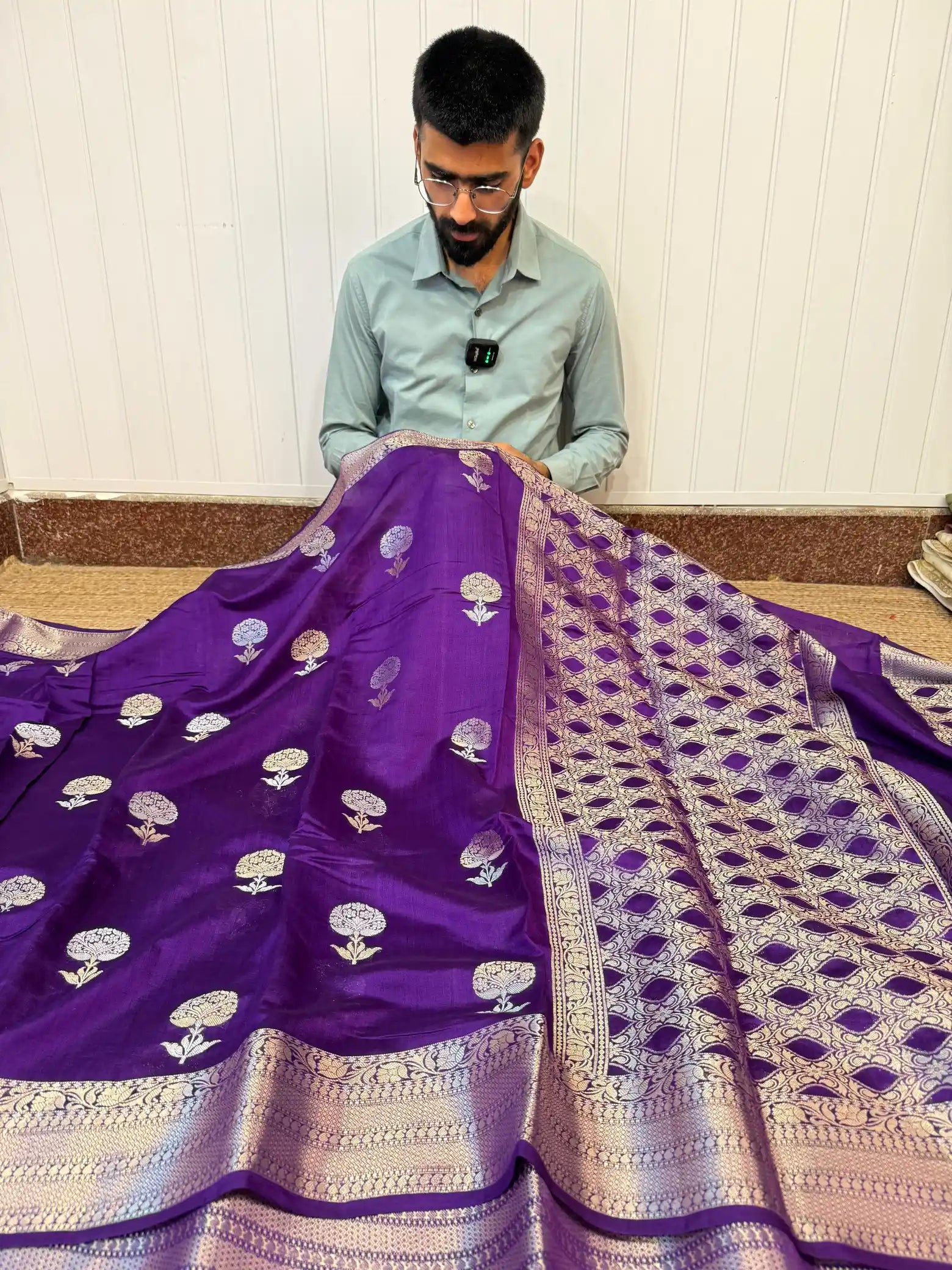 Baigani Pure Chiniya Silk Sona Roopa Heritage Buta Weave Banarasi Saree