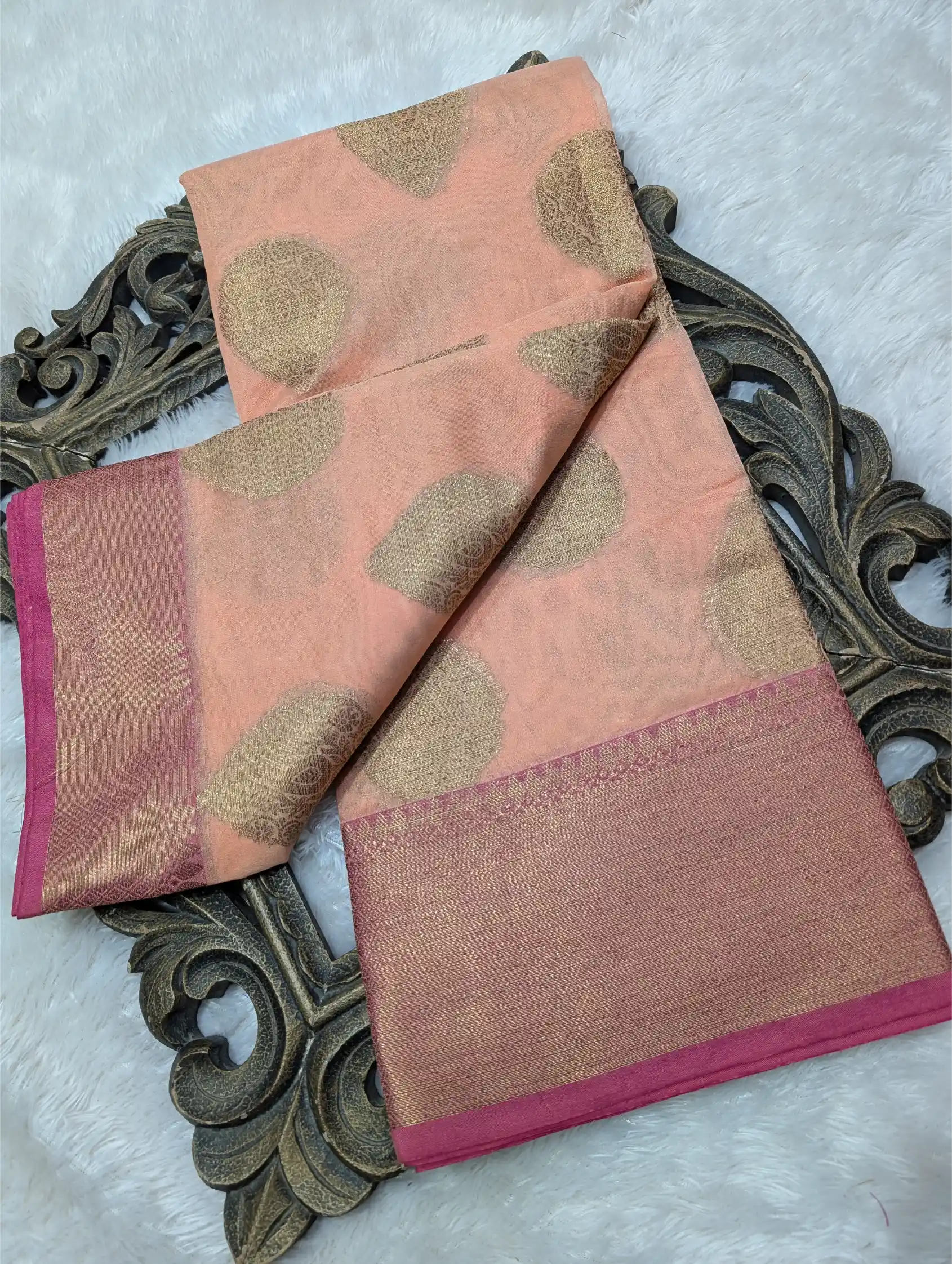 Eccentric Soft Silk Jacquard Weave Banarasi Saree