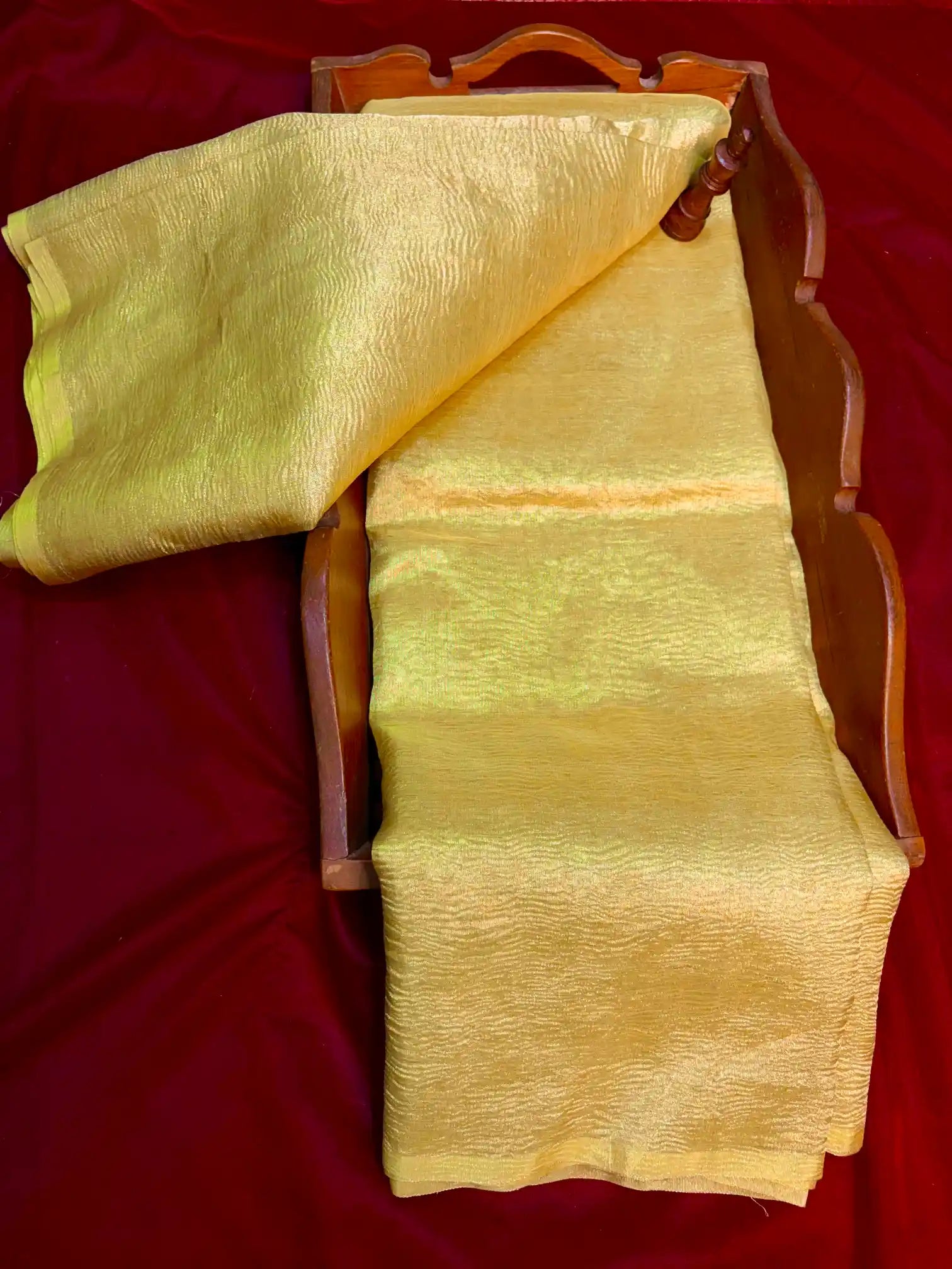 Eccentric Soft Tissue Traditional Jacquard Banarasi Saree