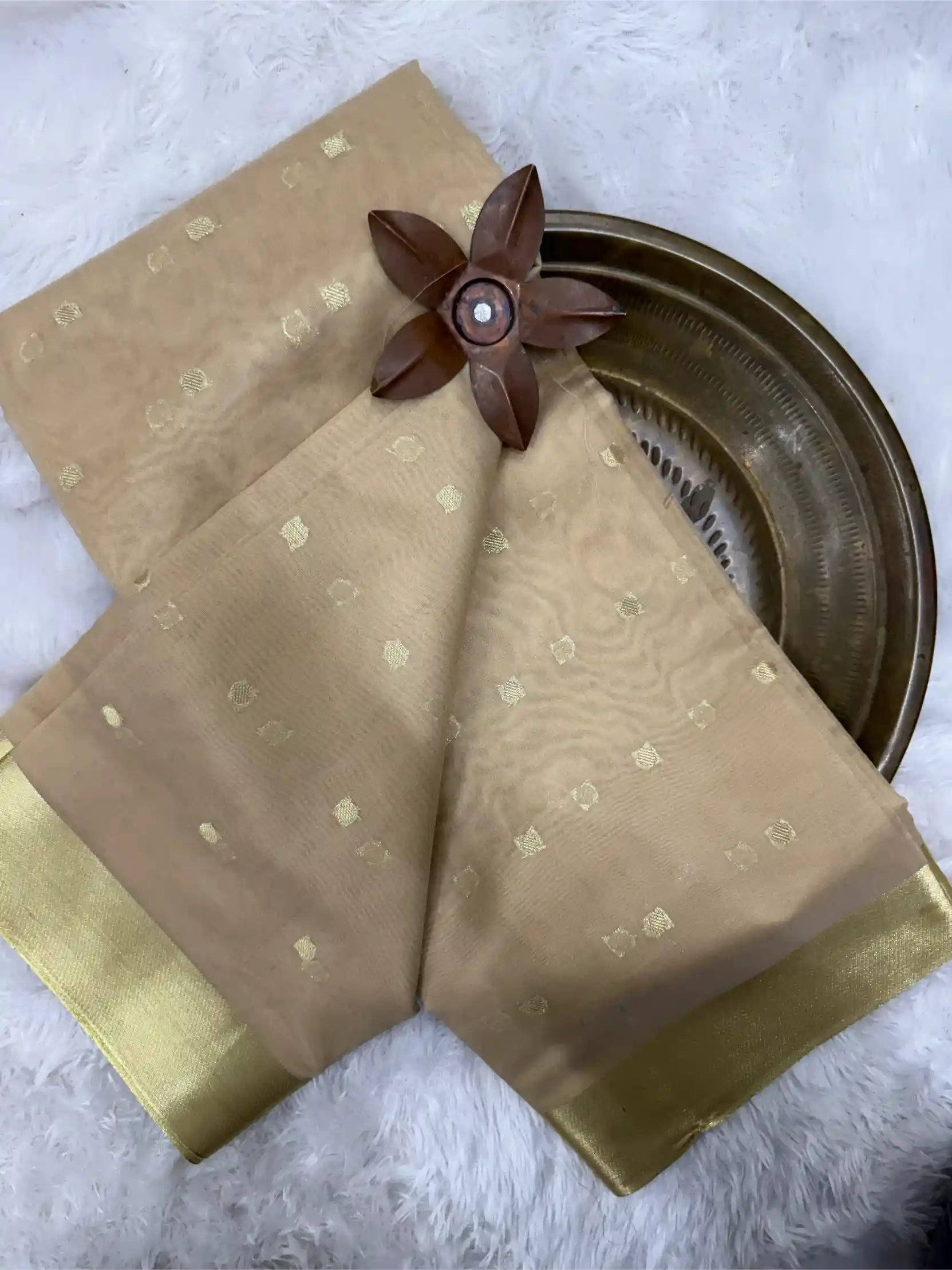 Eccentric Softsilk Traditional Jacquard Weave Banarasi Saree