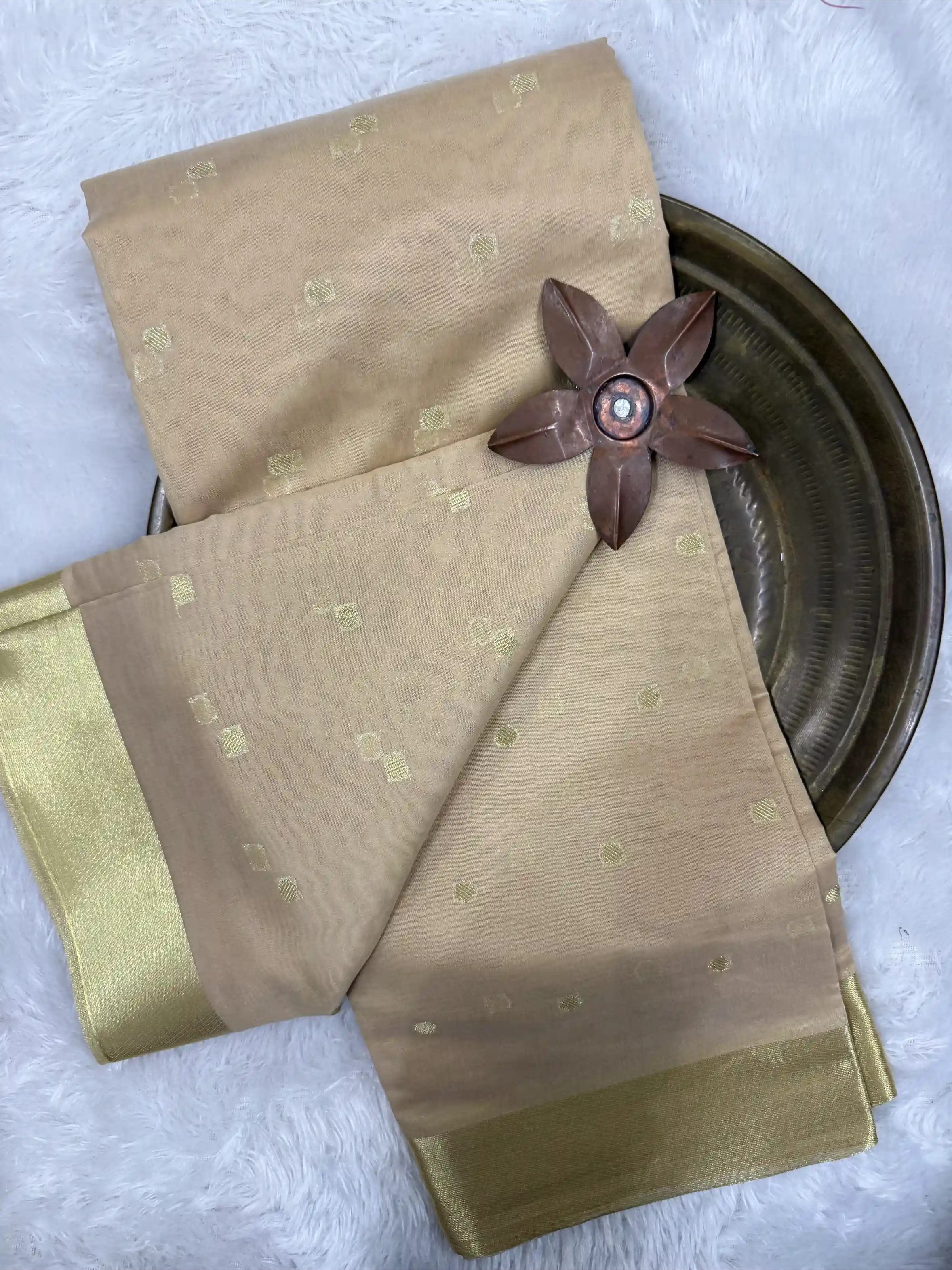 Eccentric Softsilk Traditional Jacquard Weave Banarasi Saree