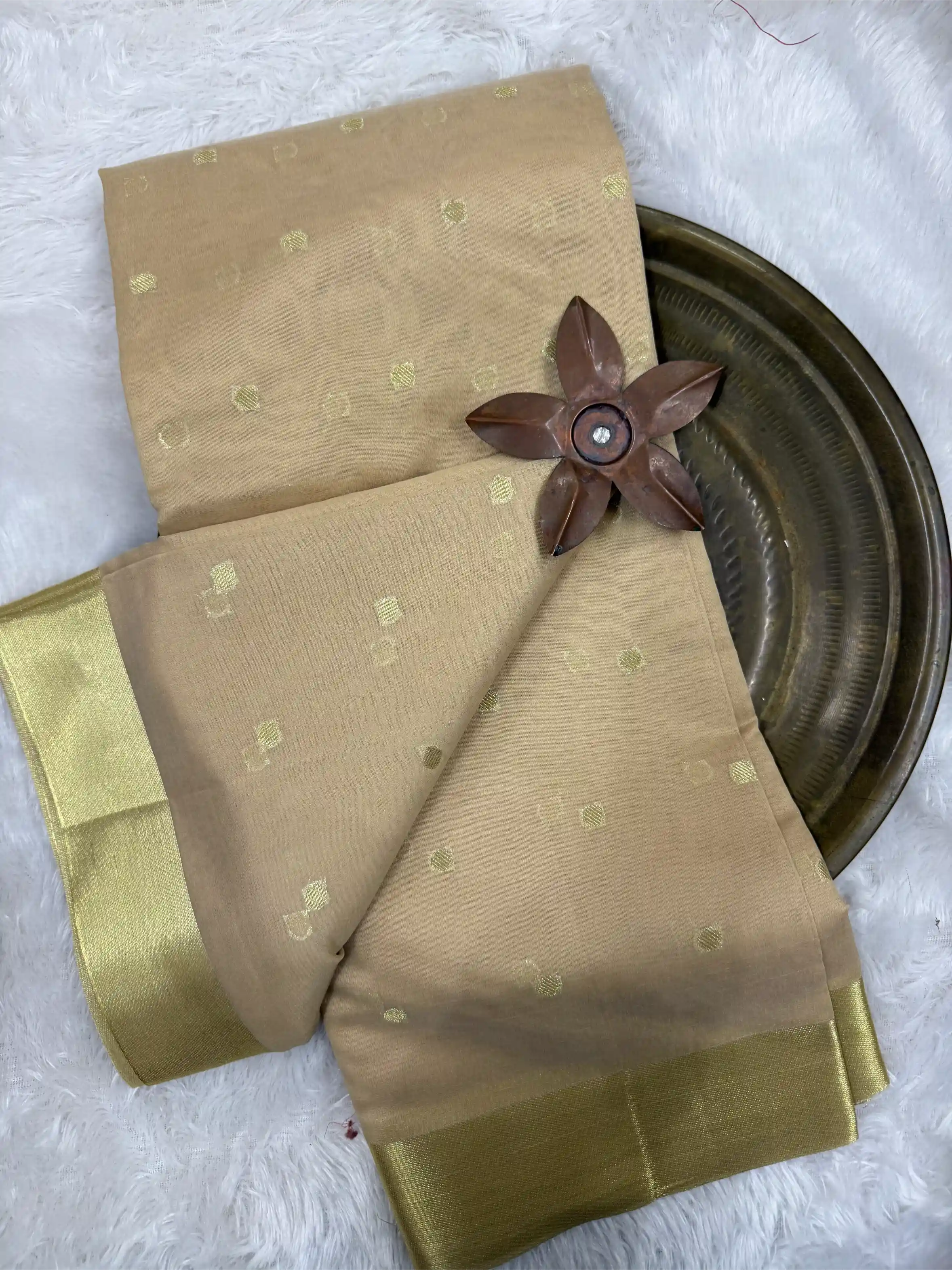 Eccentric Softsilk Traditional Jacquard Weave Banarasi Saree