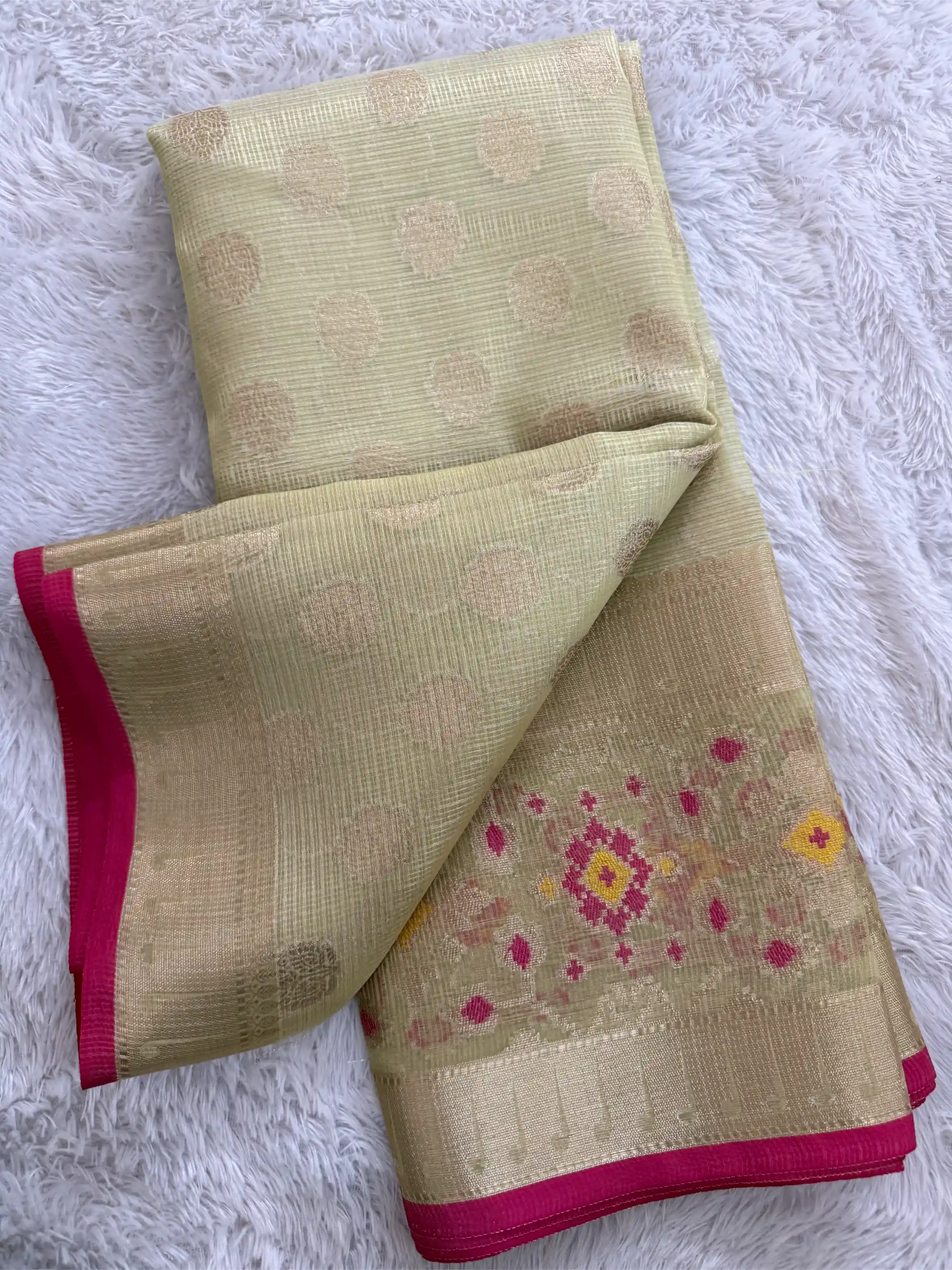 Eccentric Tissue Silk Meenakari Weave Banarasi Saree