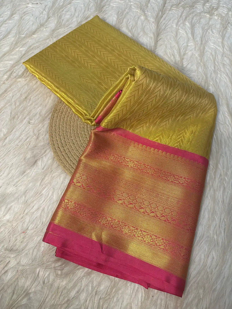 Exclusive Jacquard Weave Banarasi Saree