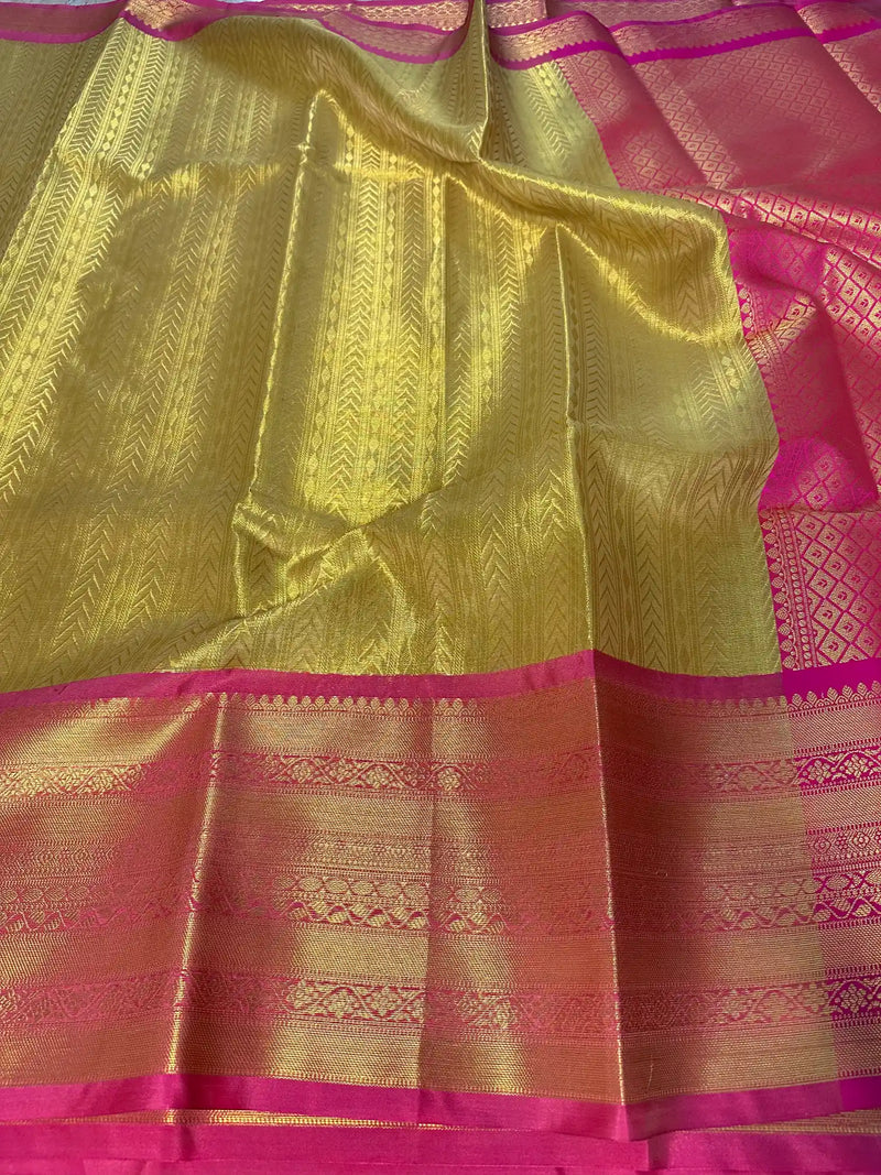Exclusive Jacquard Weave Banarasi Saree