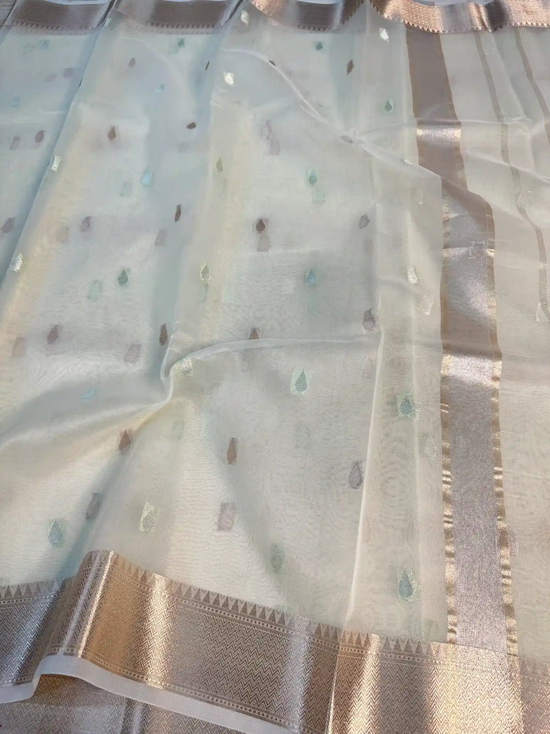 Exclusive Jacquard Weave Banarasi Saree