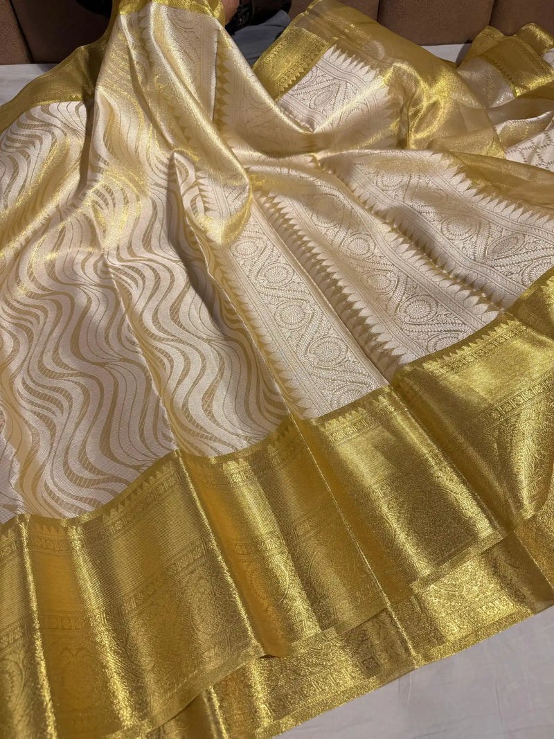 Eye Soothing Tissue Silk Leheriya Weave Banarasi Saree