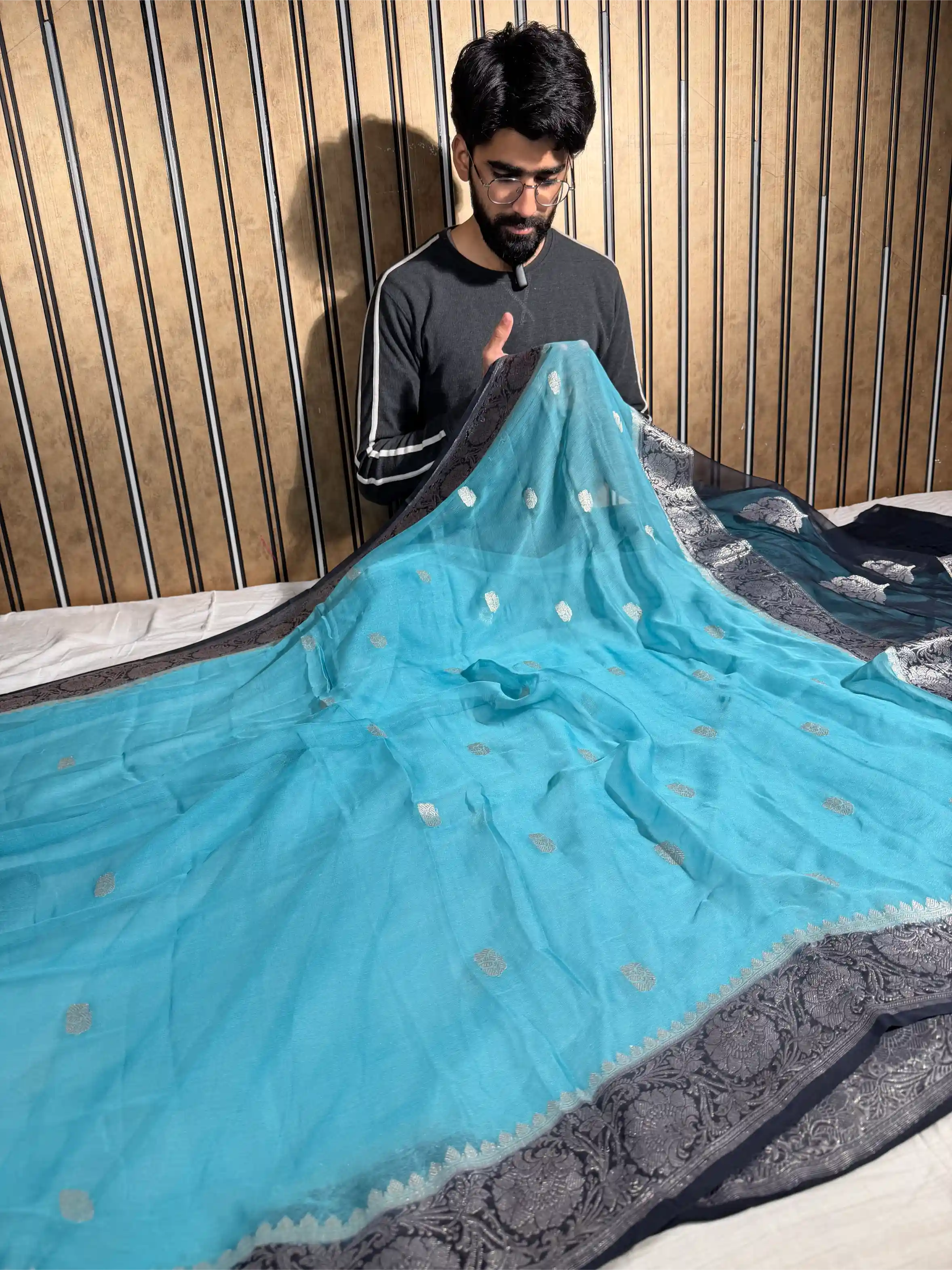 Firozi Blue Pure Khaddi Chiffon Silk Handwoven Banarasi Saree