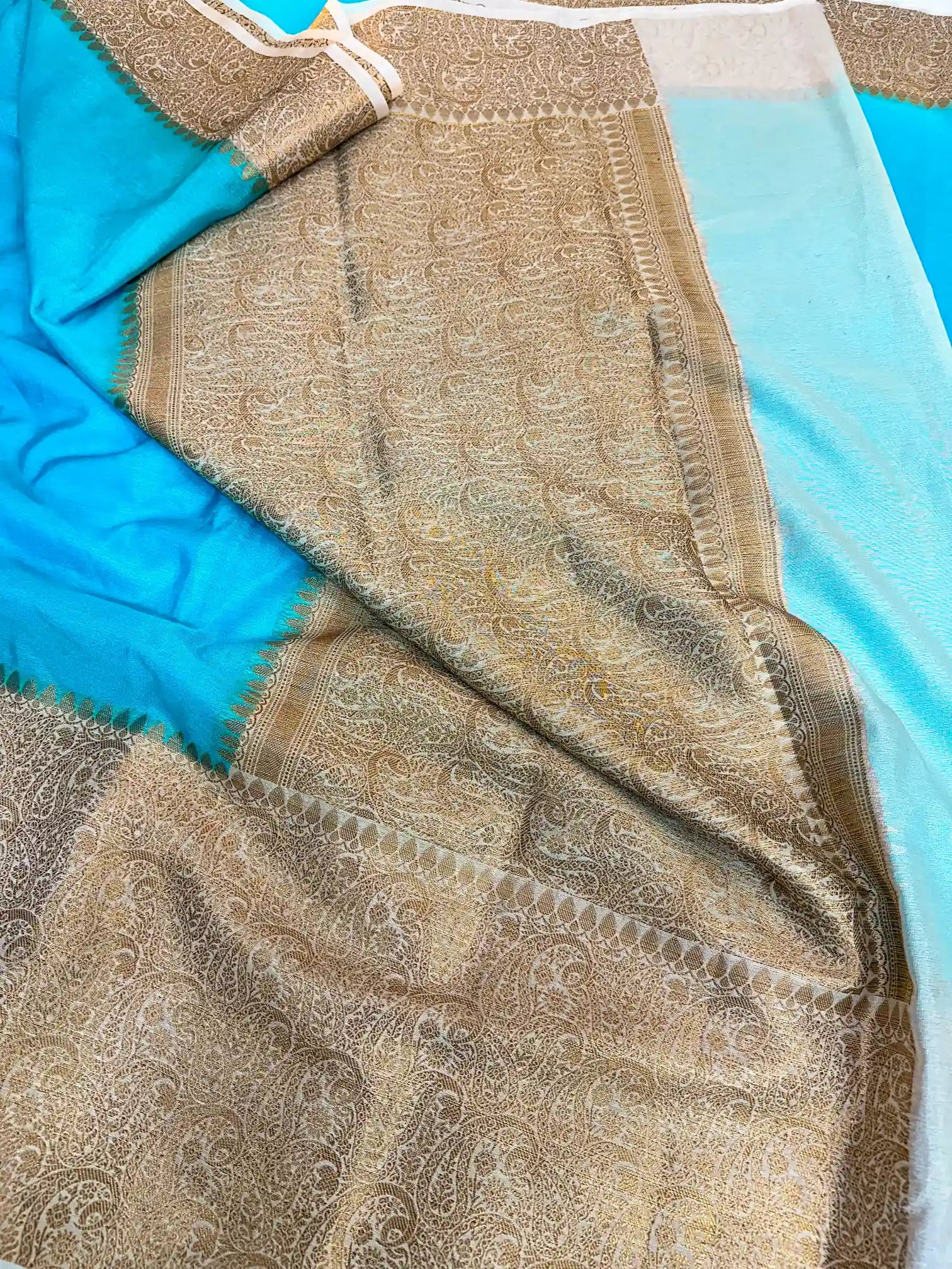 Firozi Blue Warm Silk Kaat Bandh Banarasi Saree 