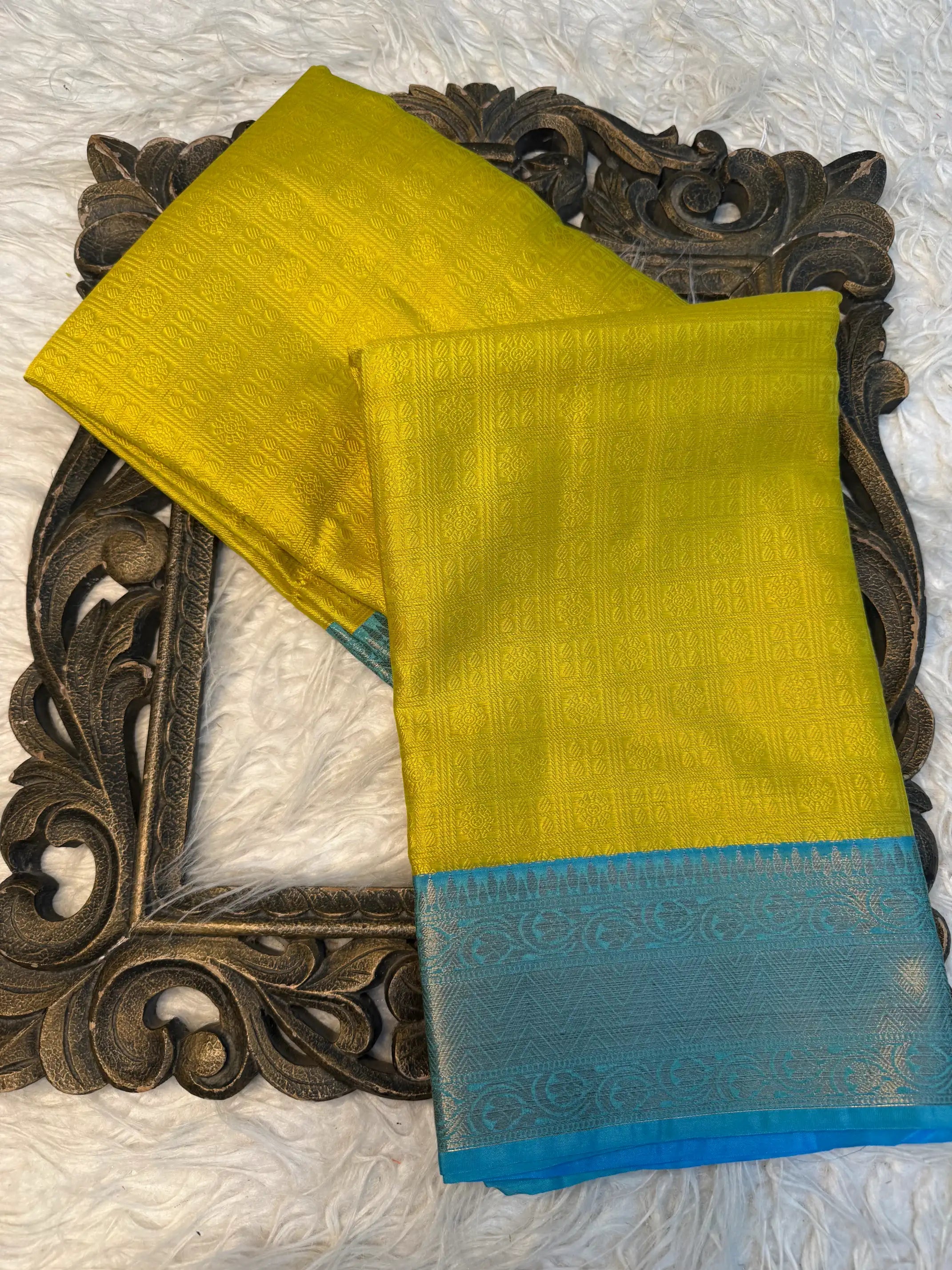 Contemporary Weave Softsilk Heritage Banarasi Saree