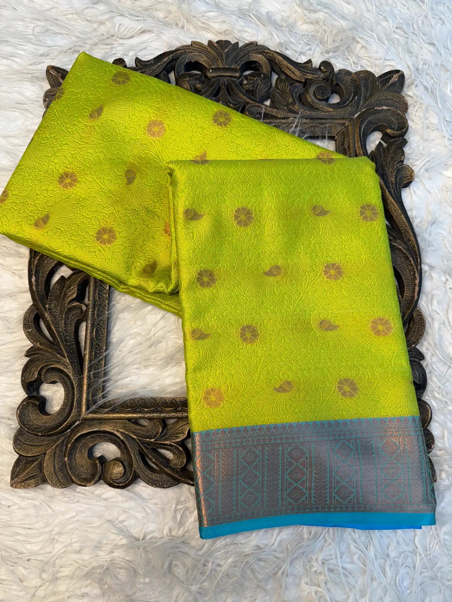 Contemporary Weave Softsilk Heritage Banarasi Saree