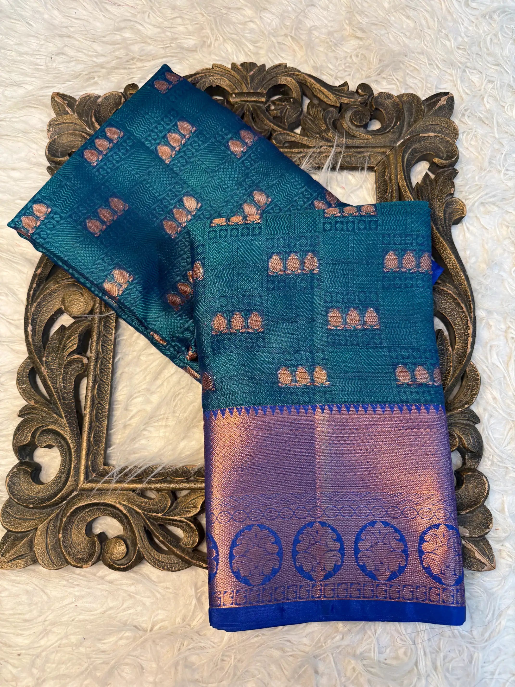 Contemporary Weave Softsilk Heritage Banarasi Saree