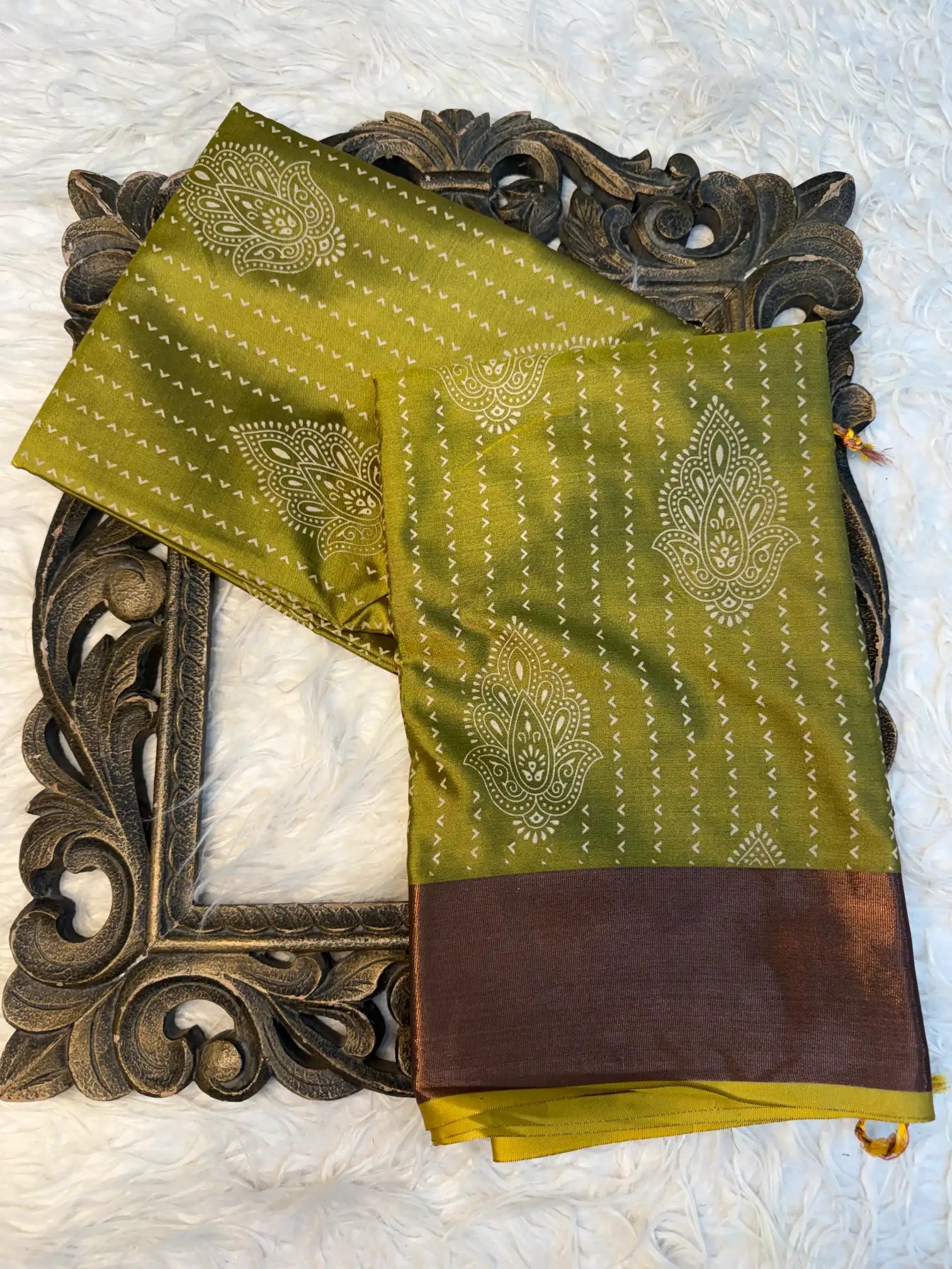 Contemporary Weave Softsilk Heritage Banarasi Saree