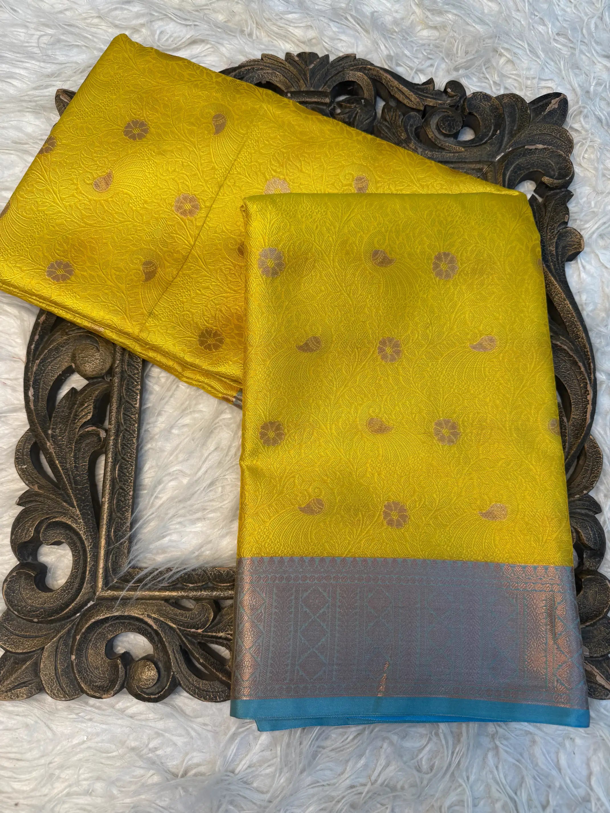 Contemporary Weave Softsilk Heritage Banarasi Saree