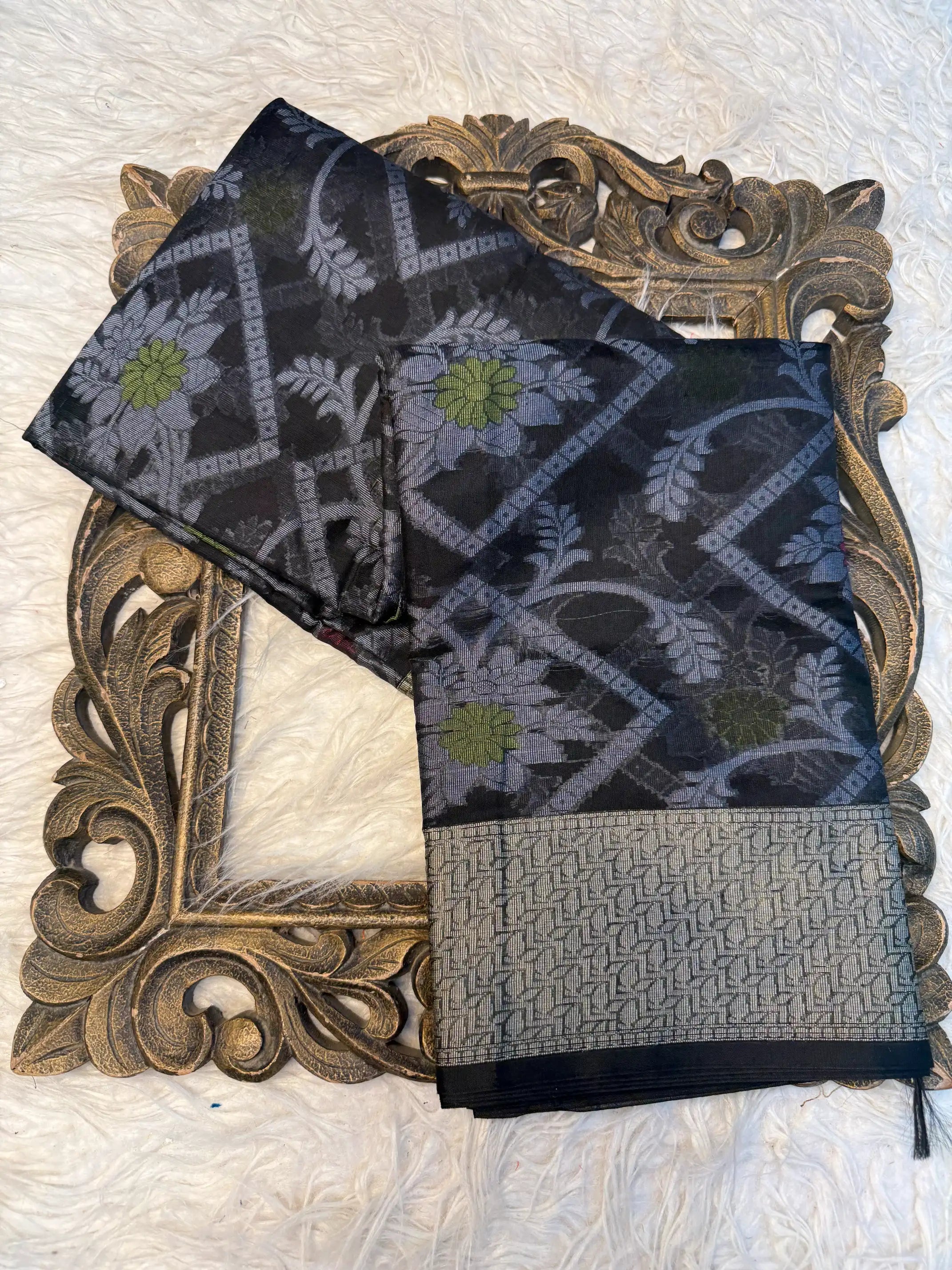 Traditional Weave Softsilk Banarasi Saree