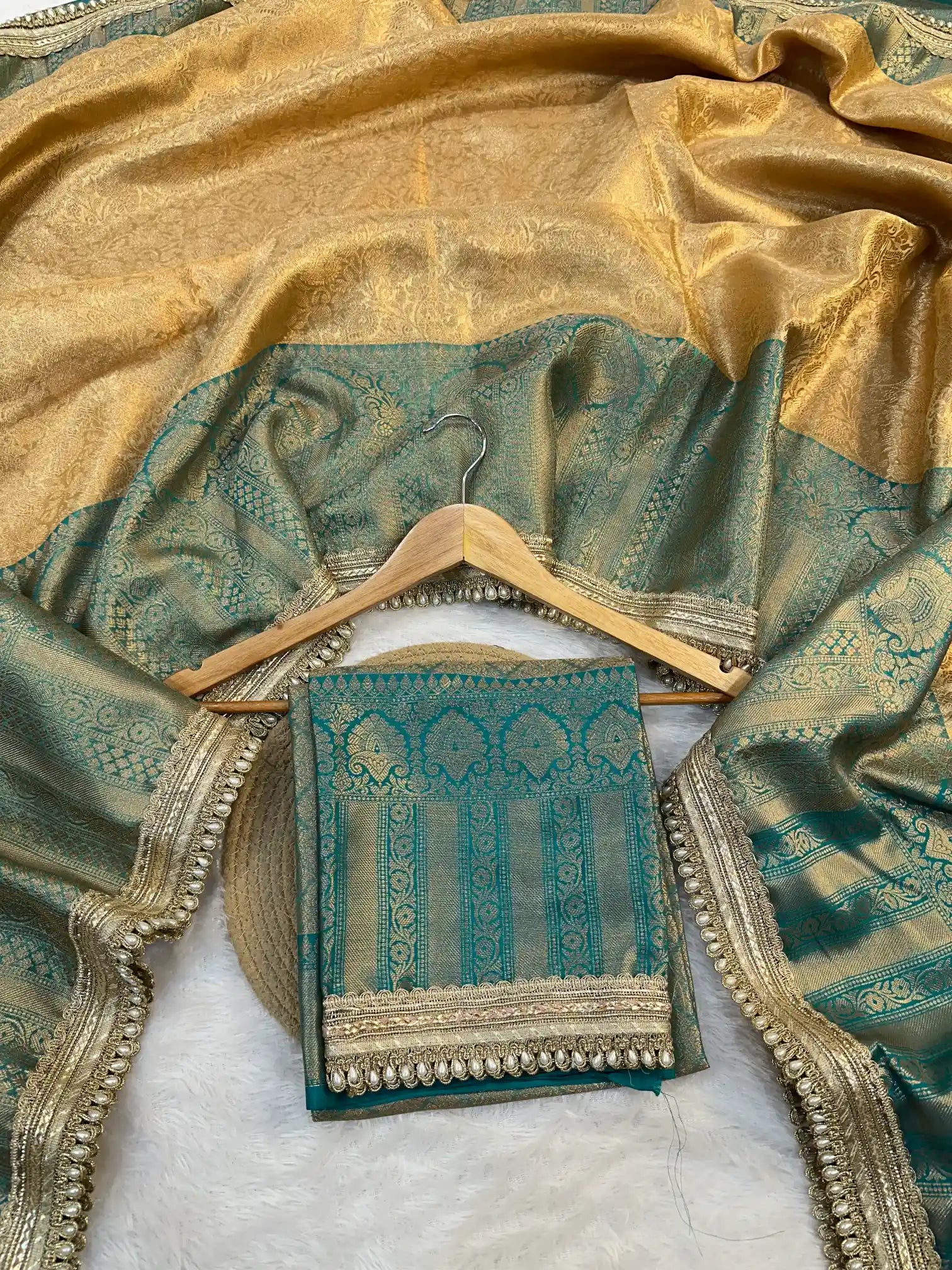 Golden Embossed Contrast Tissue Silk Lace Work Banarasi Saree 