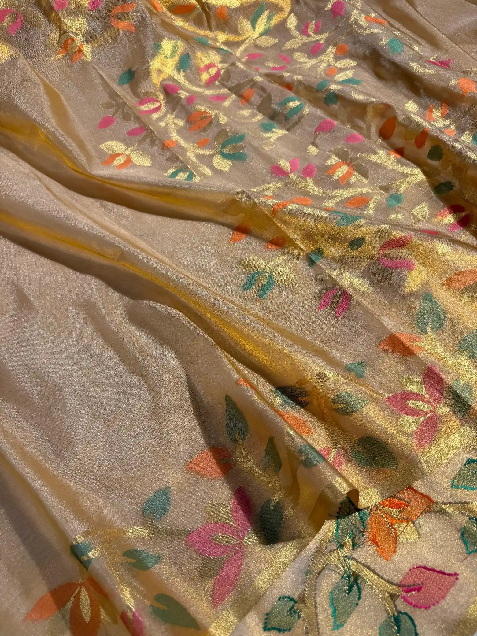 Golden Tissue Silk Colorful Floral Weaving Design Banarasi Saree