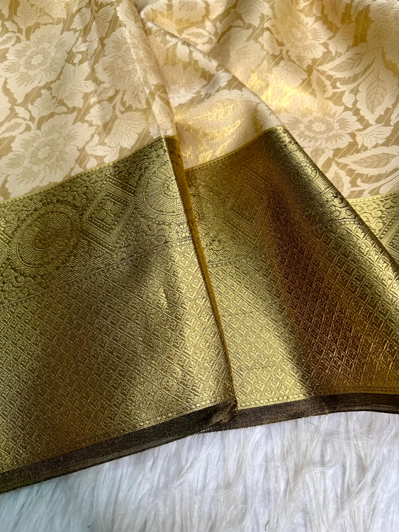 Golden Tissue Silk Embossed Kubera Banarasi Saree