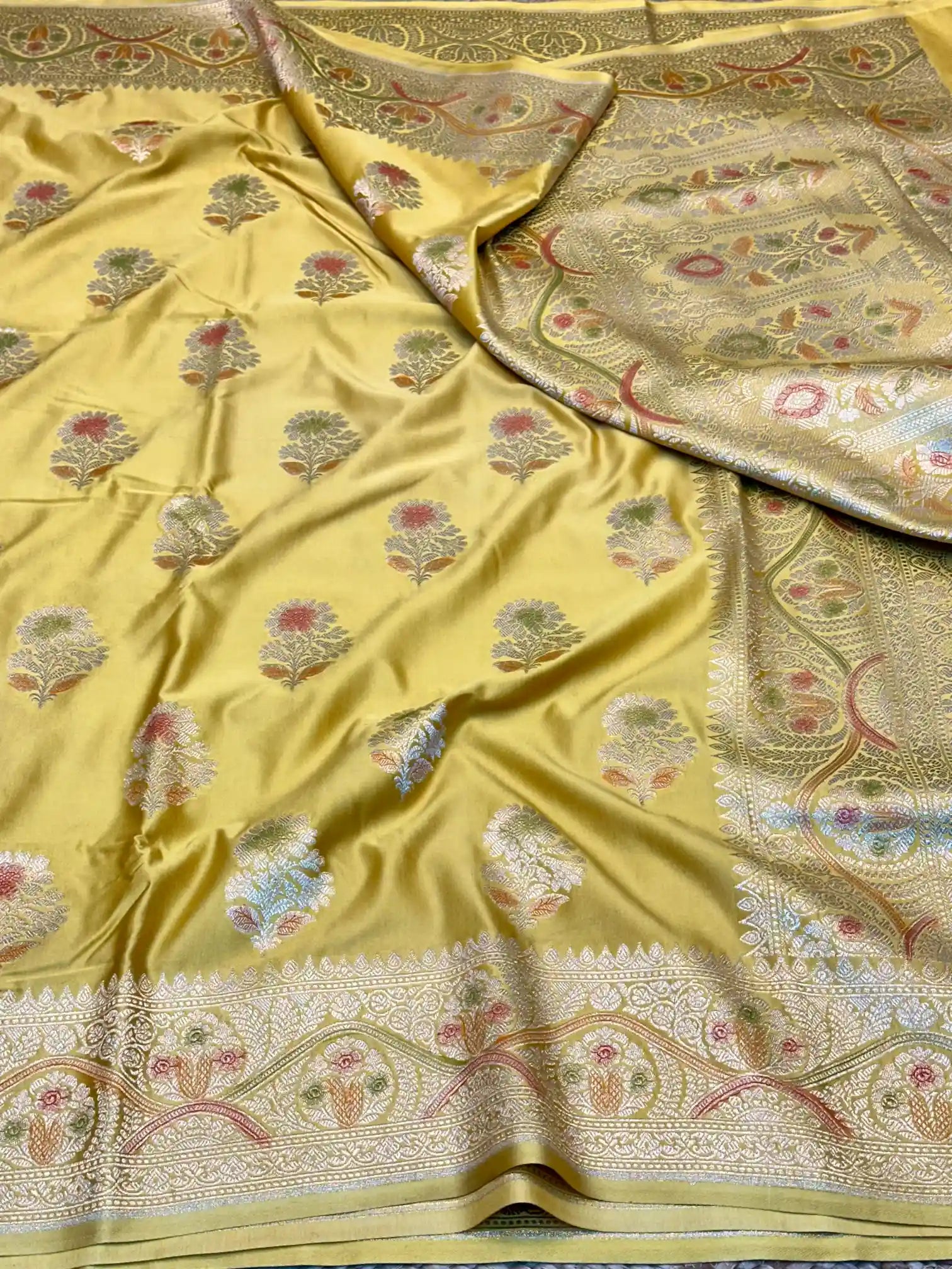 Goldish Yellow Handbrush Painted Mashru Katan Silk Banarasi Saree