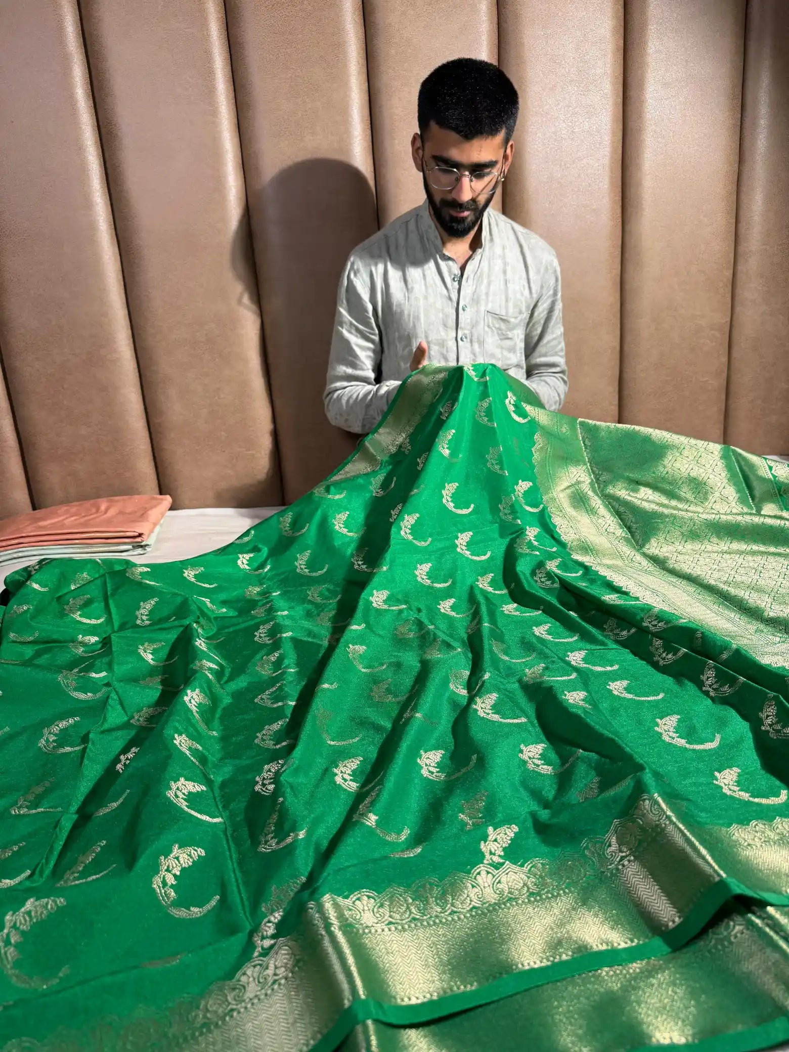 Green Chinia Silk Simplistic Design Banarasi Saree