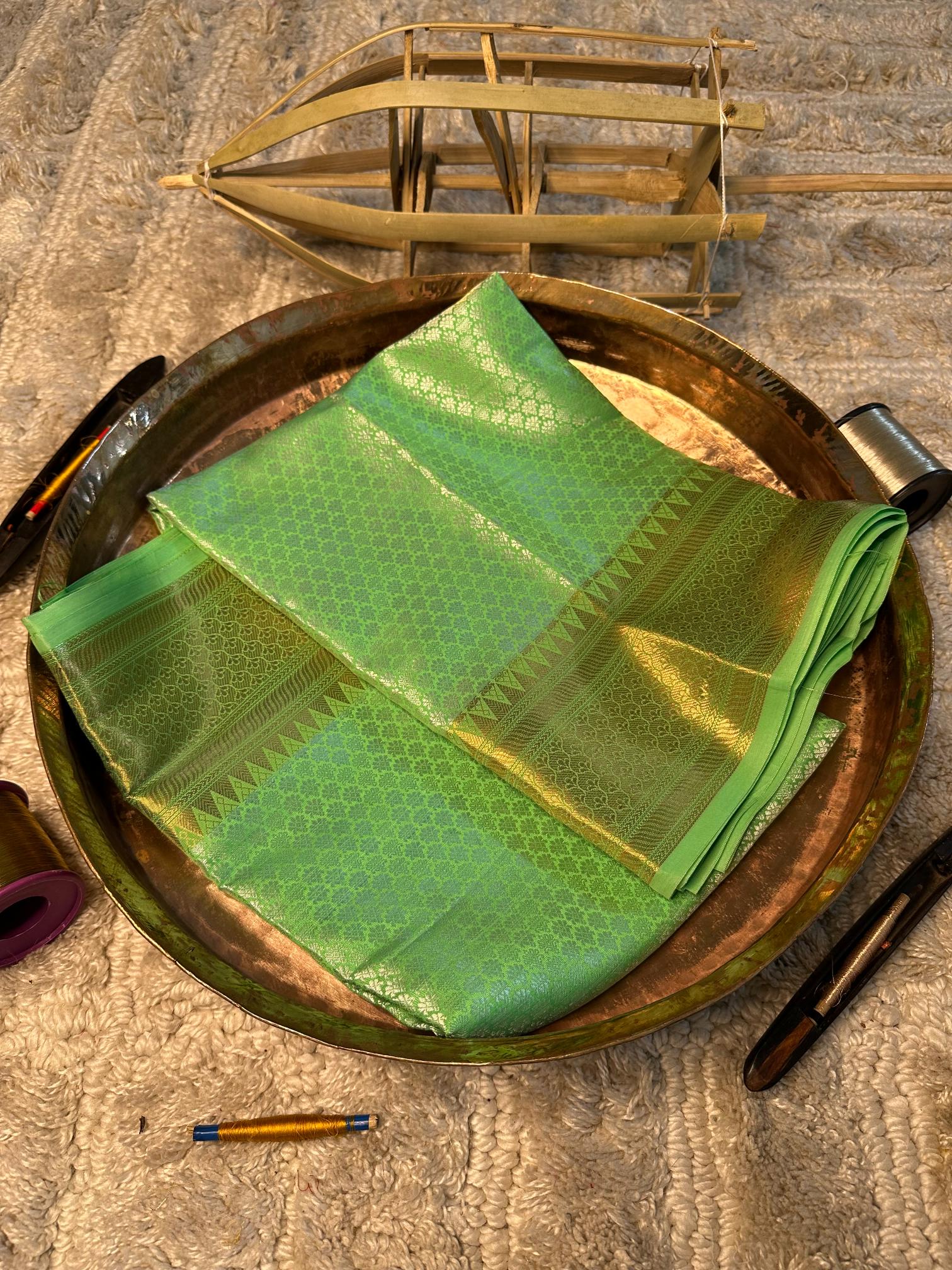 Eccentric Weave Softsilk Traditional Banarasi Saree
