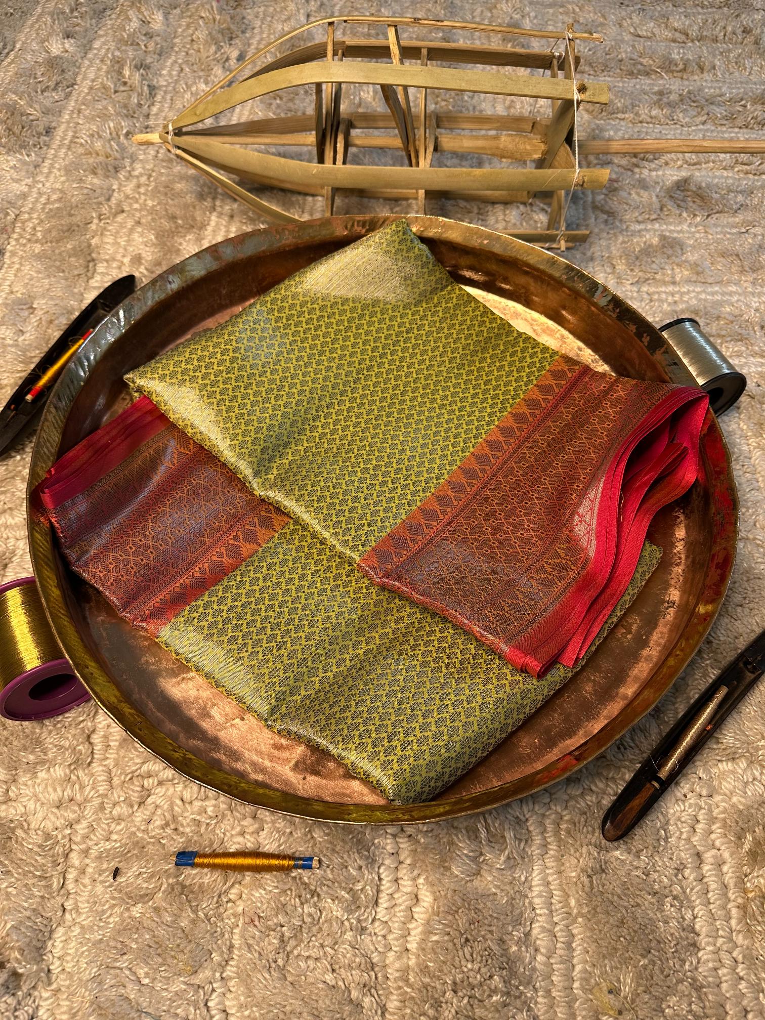 Eccentric Weave Softsilk Traditional Banarasi Saree