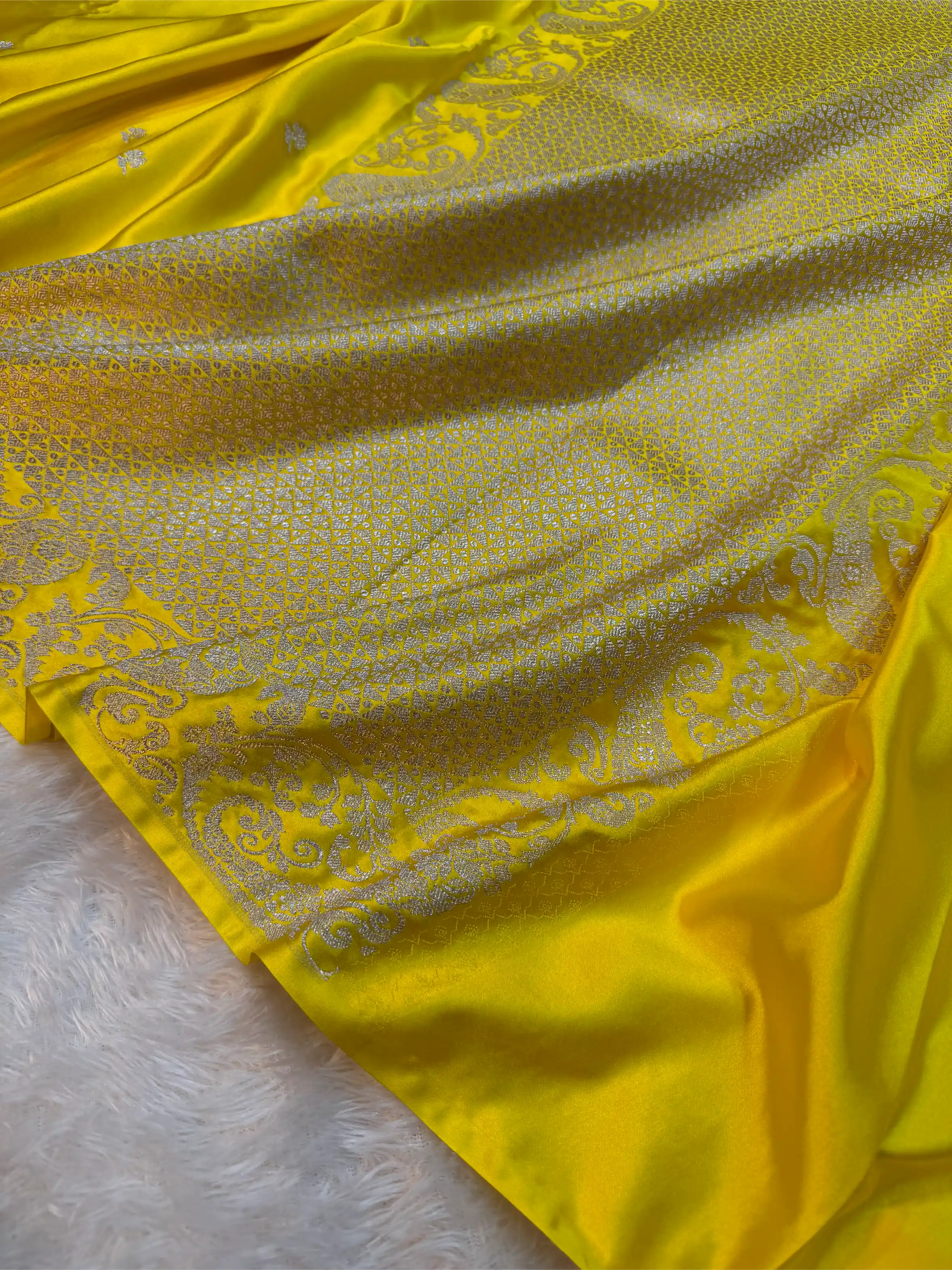 Haldi Special Bright Yellow Mashru Katan Silk Contemporary Weave Banarasi Saree