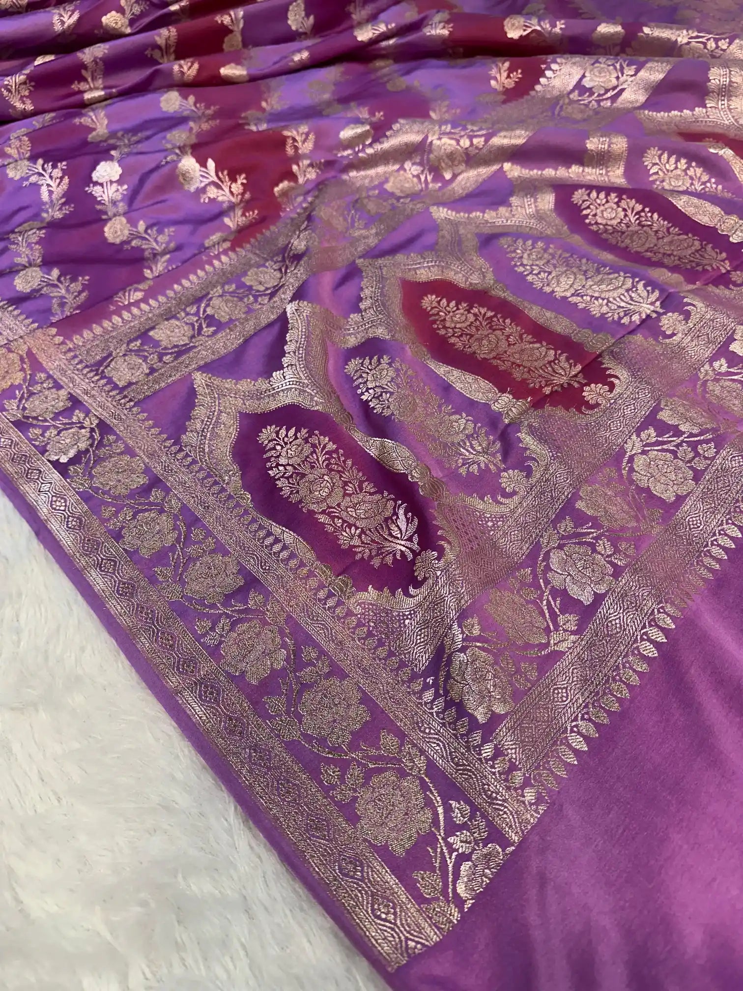 Handbrush Dyed Mashru Silk Banarasi Saree in Leheriya