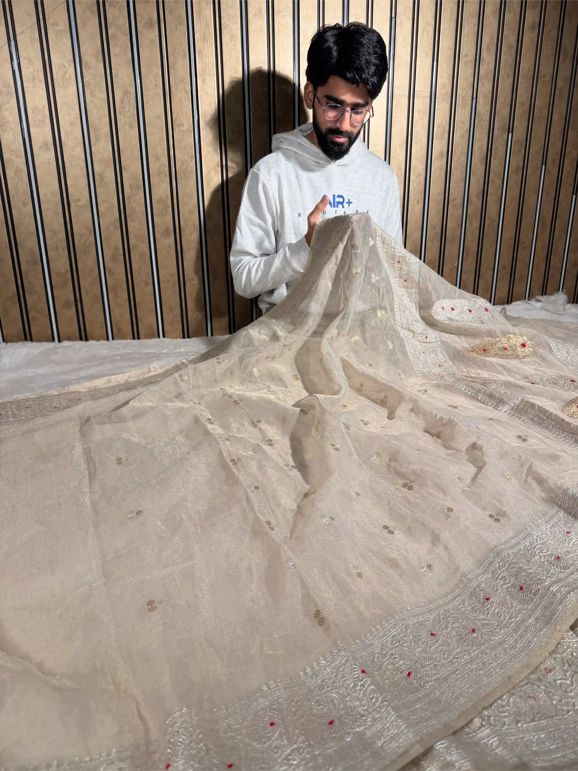 Ivory Pure Khaddi Tissue Silk Natural Handwoven Banarasi Saree