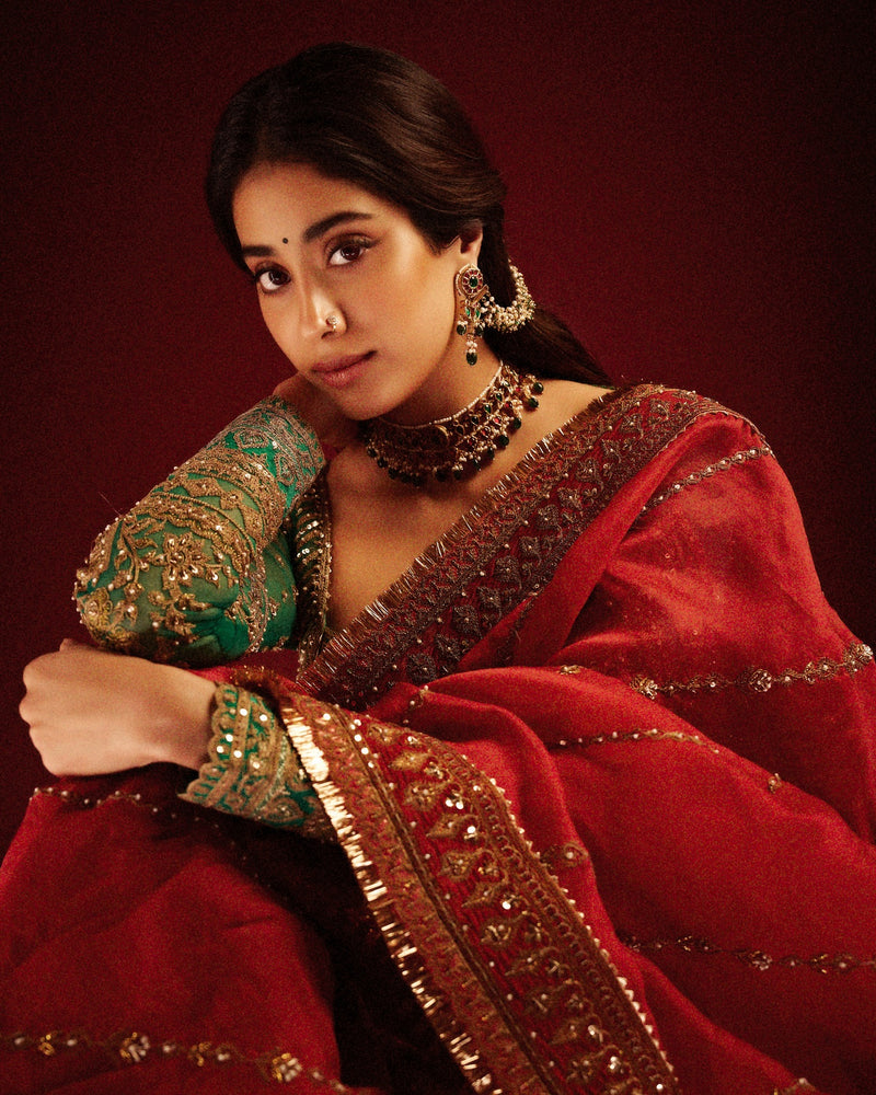 Jahnvi Kapoor ma’aminspired sindoori red saree