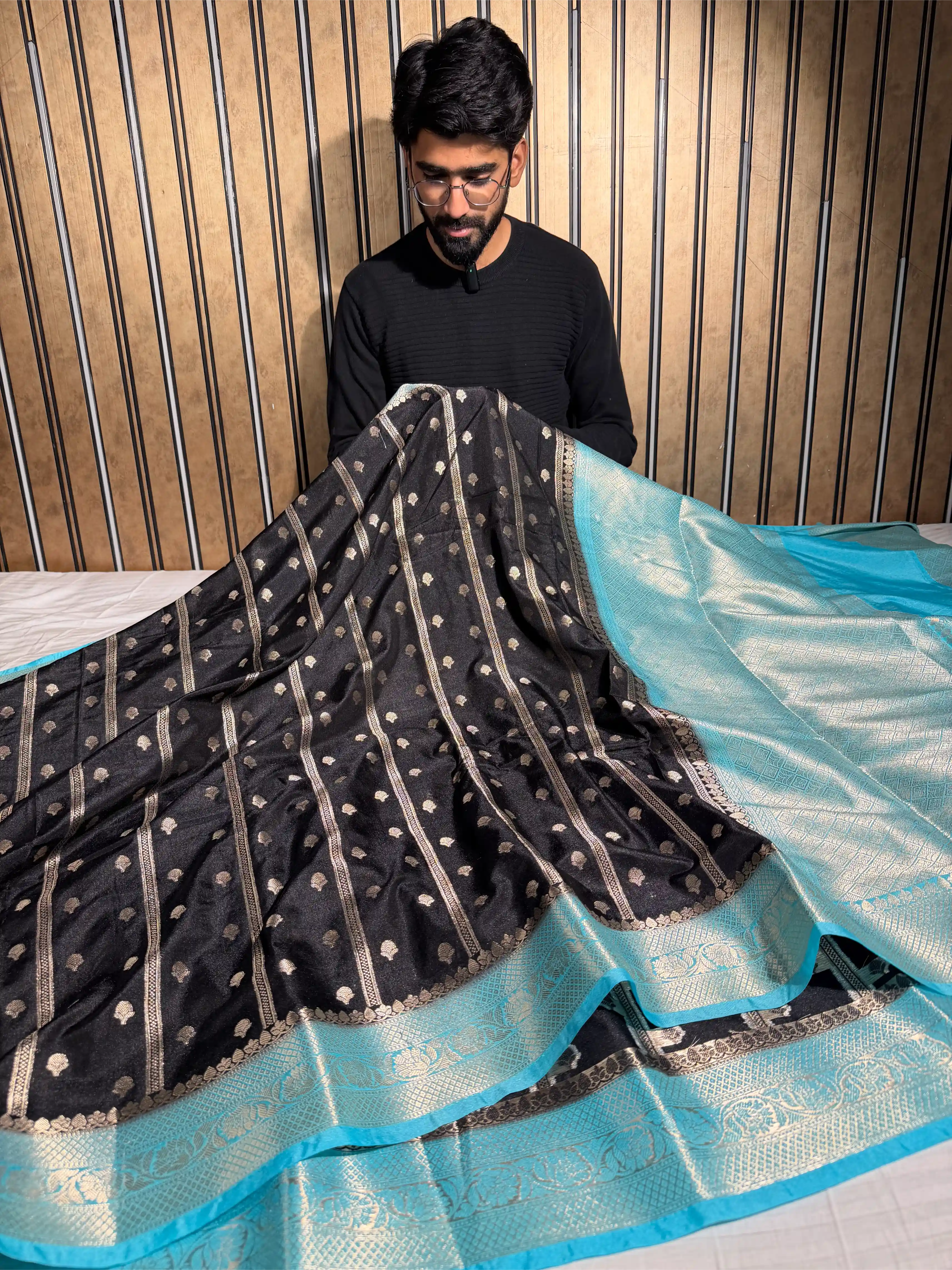 Jet Black Contrast Chinia Silk Traditional Banarasi Saree