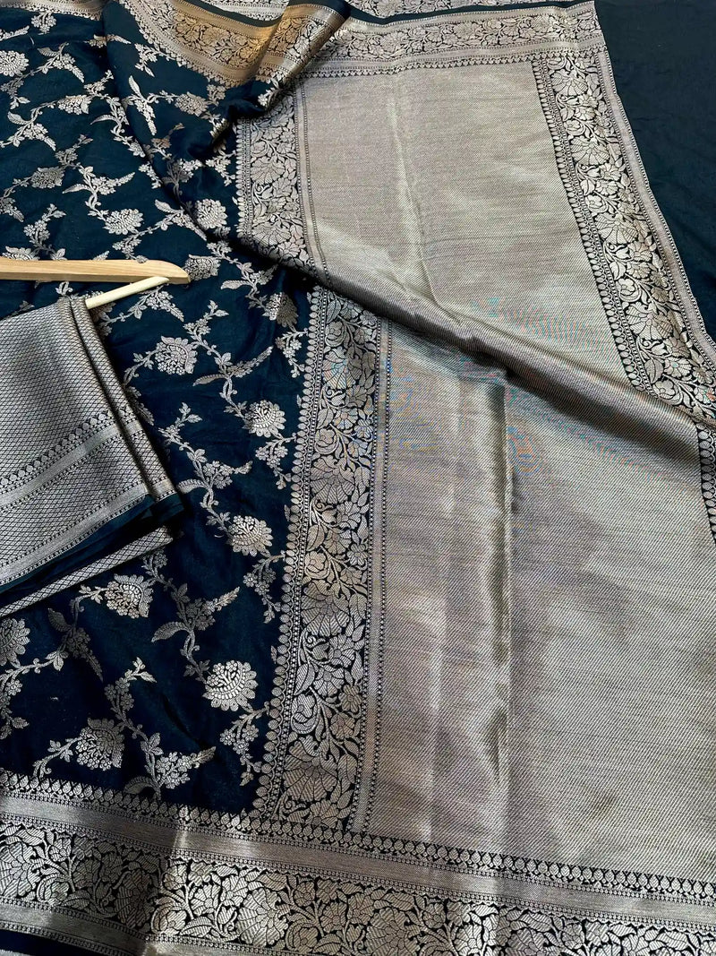 Jet Black Chiniya Silk Golden Zari Floral Weave Banarasi Saree