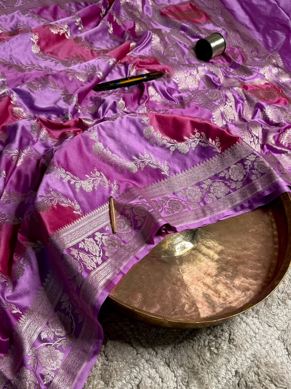 Handbrush Dyed Mashru Silk Leheriya Weave Banarasi Saree