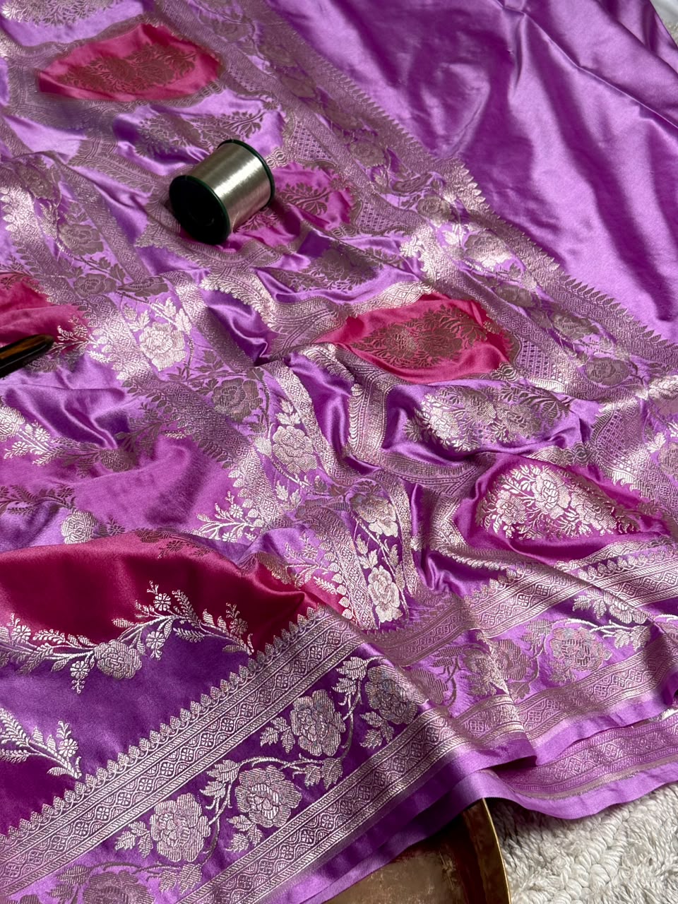 Handbrush Dyed Mashru Silk Leheriya Weave Banarasi Saree