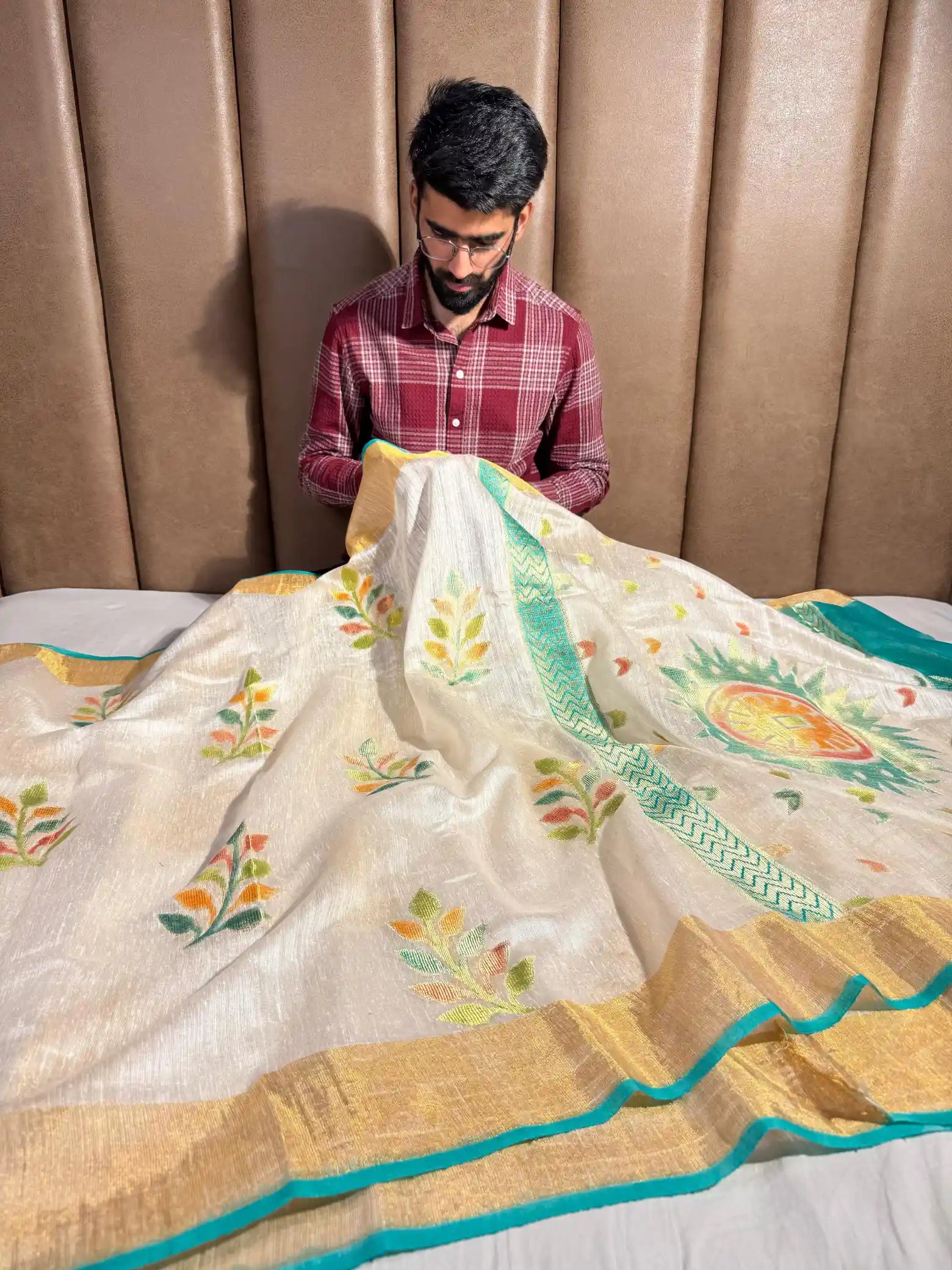 Light Beige Subtle Shade Pure Matka Silk Banarasi Saree