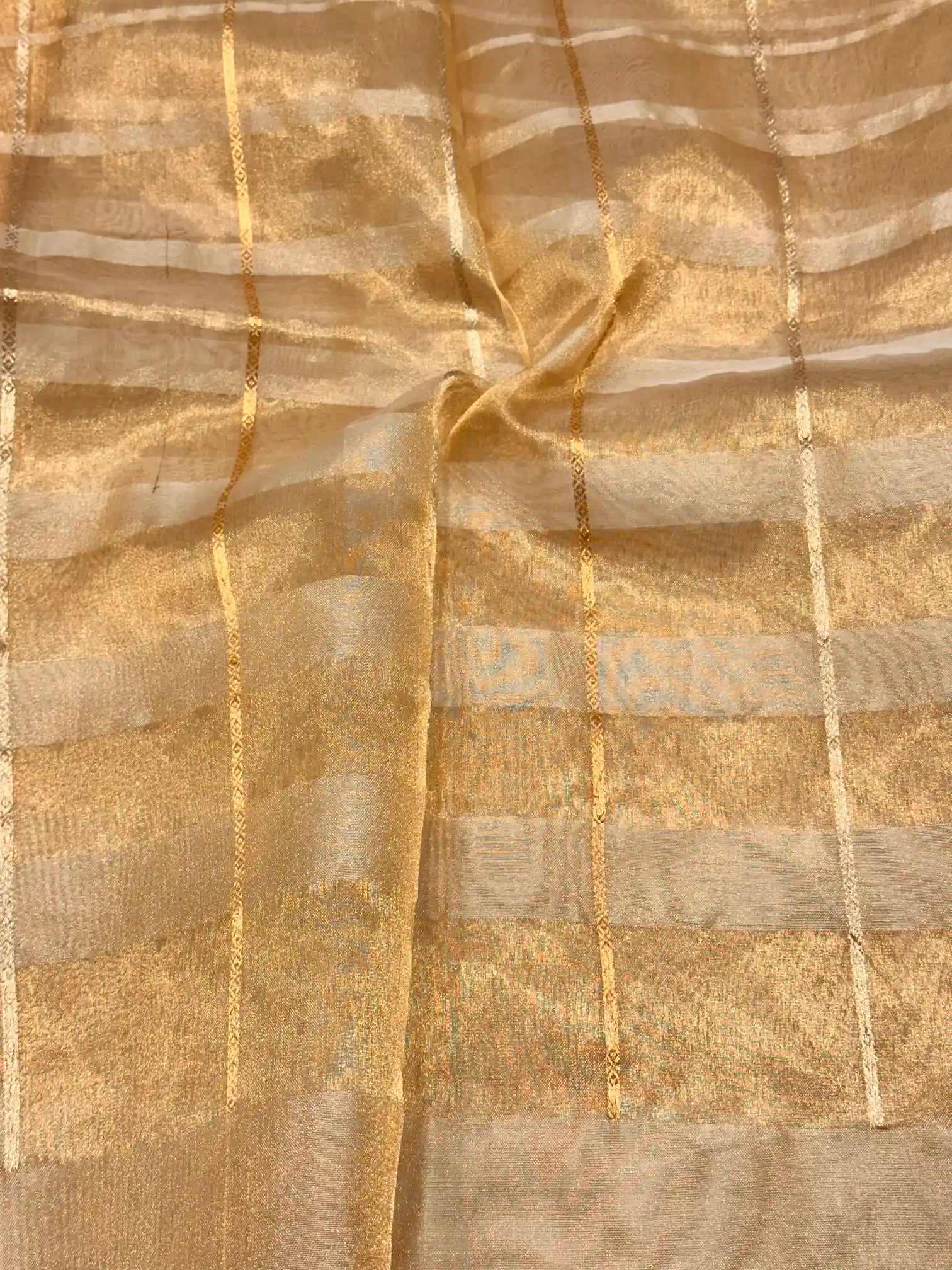 Light Gold Handwoven Pure Tissue Silk Banarasi Saree