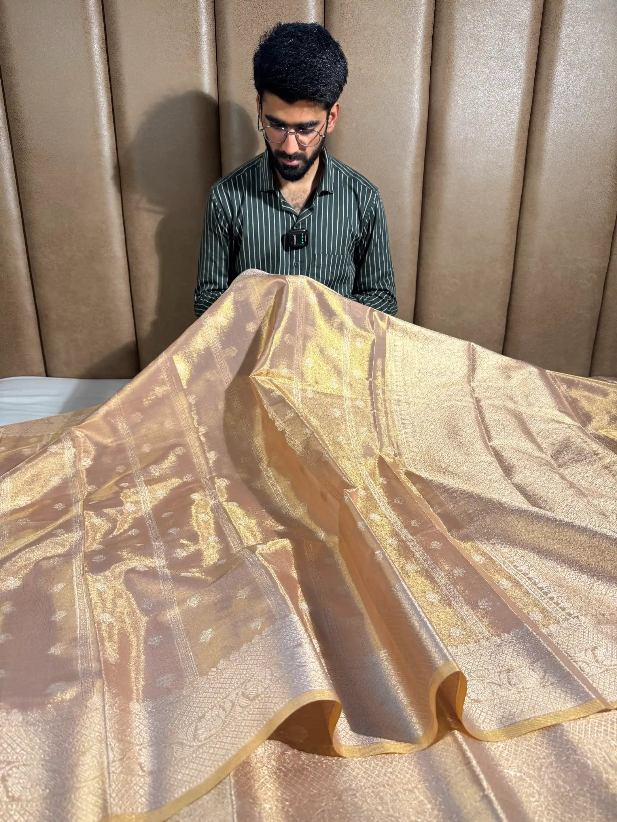 Light Gold Kathan Tissue Silk Zari Buta Banarasi Saree