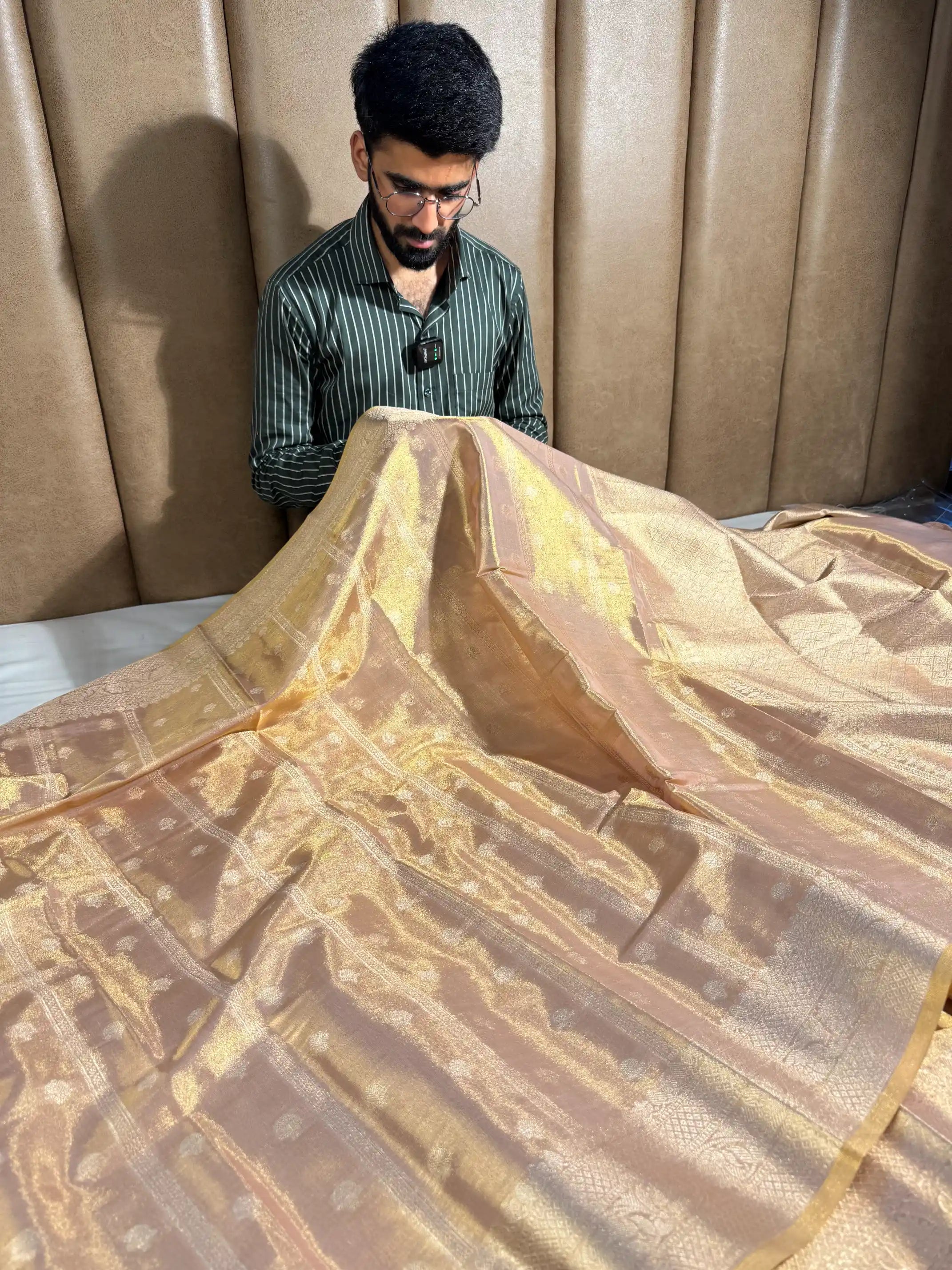 Light Gold Kathan Tissue Silk Zari Buta Banarasi Saree