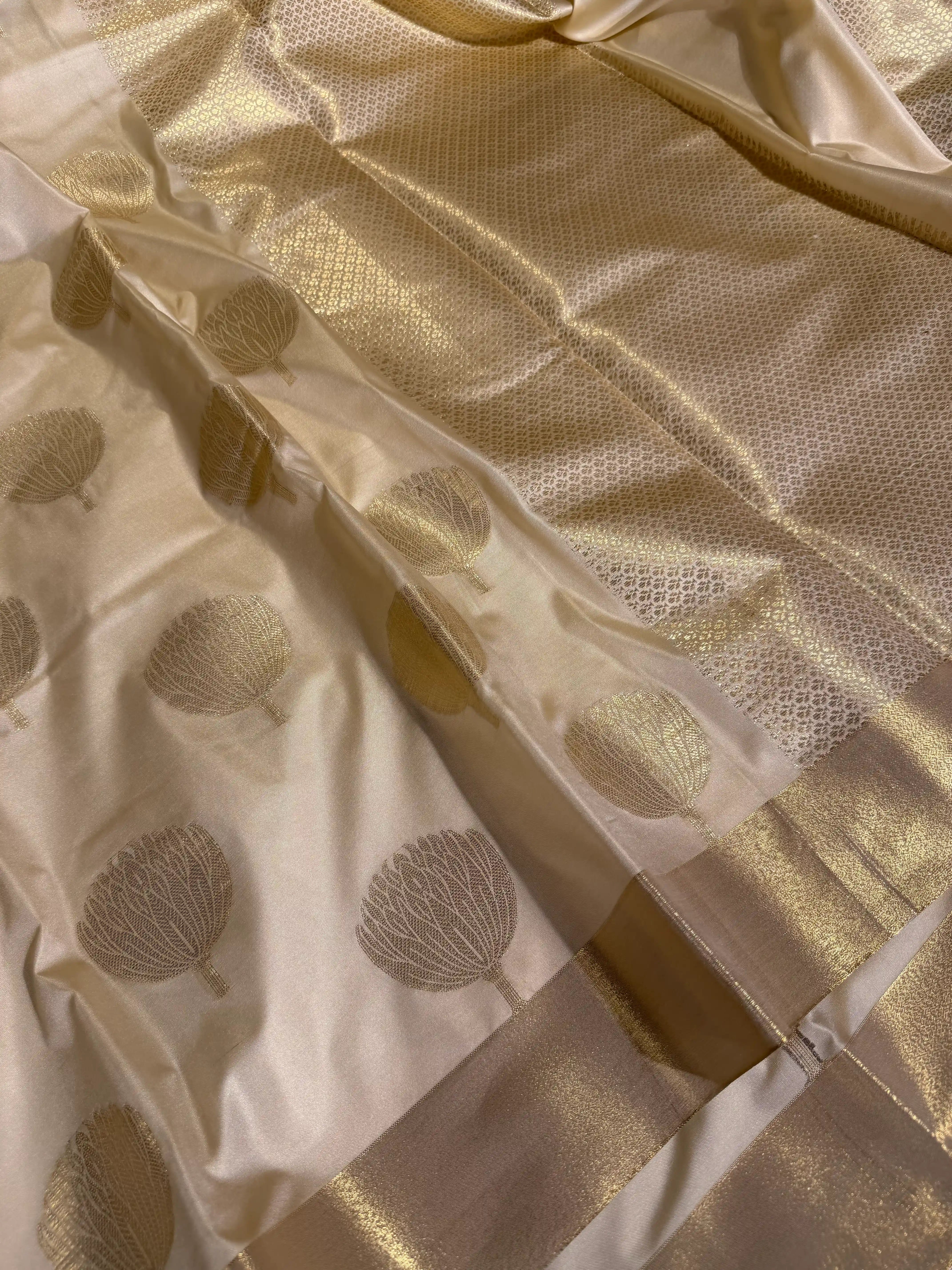 Light Ivory Chinia Katan Silk Traditional Buta Weave Banarasi Saree