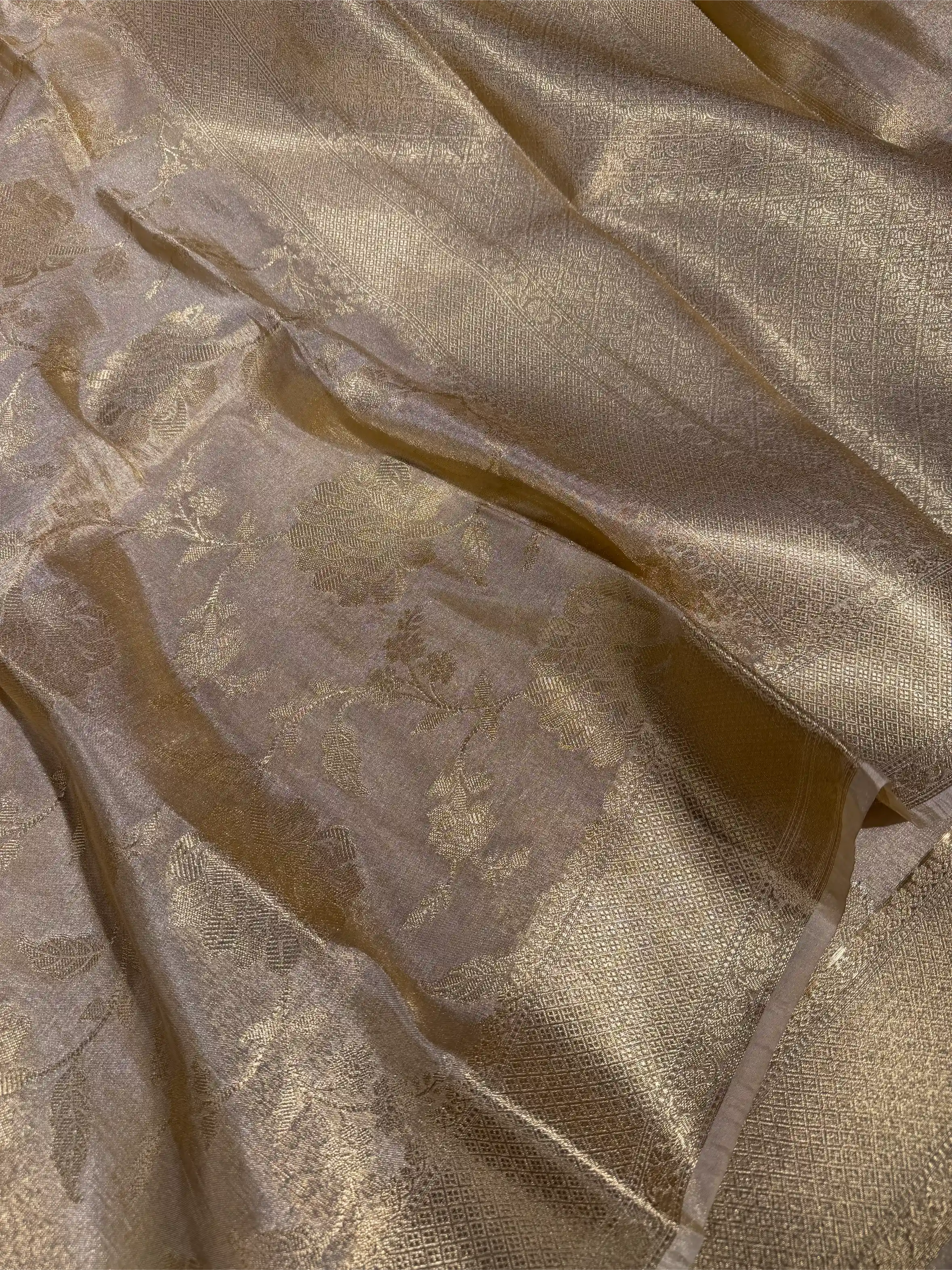 Light Ivory Soft Tissue Silk Heritage Grand Floral Weave Banarasi Saree