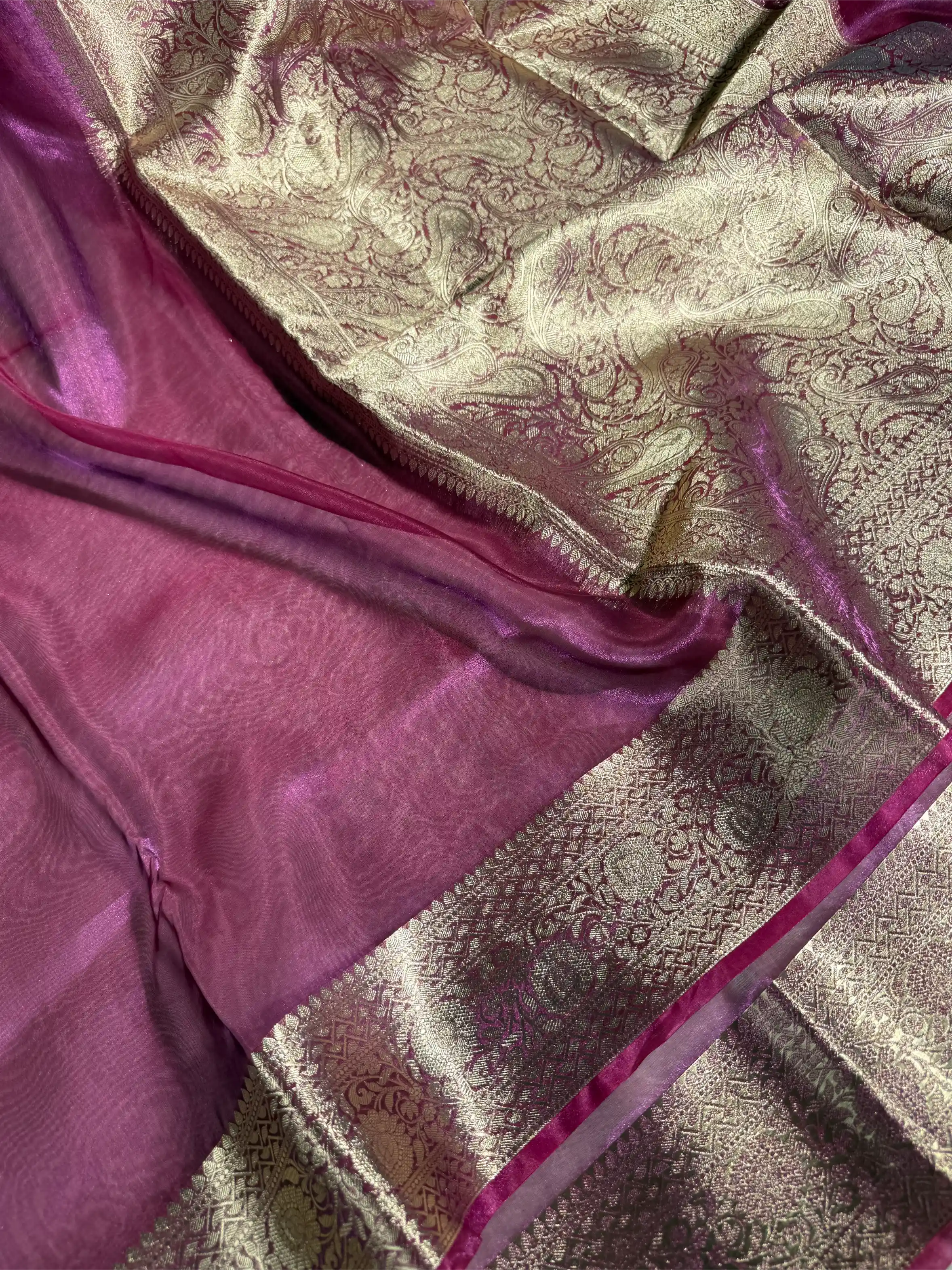 Light Majenta Pure Tissue Silk Banarasi Saree
