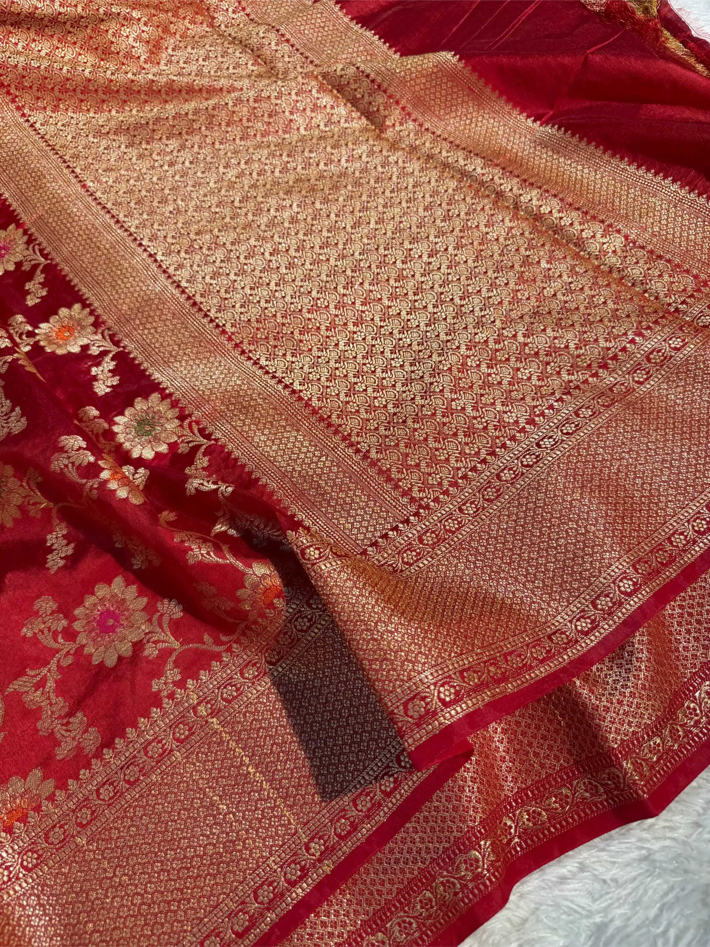 Light Maroon Warm Silk Floral Meenakari Banarasi Saree