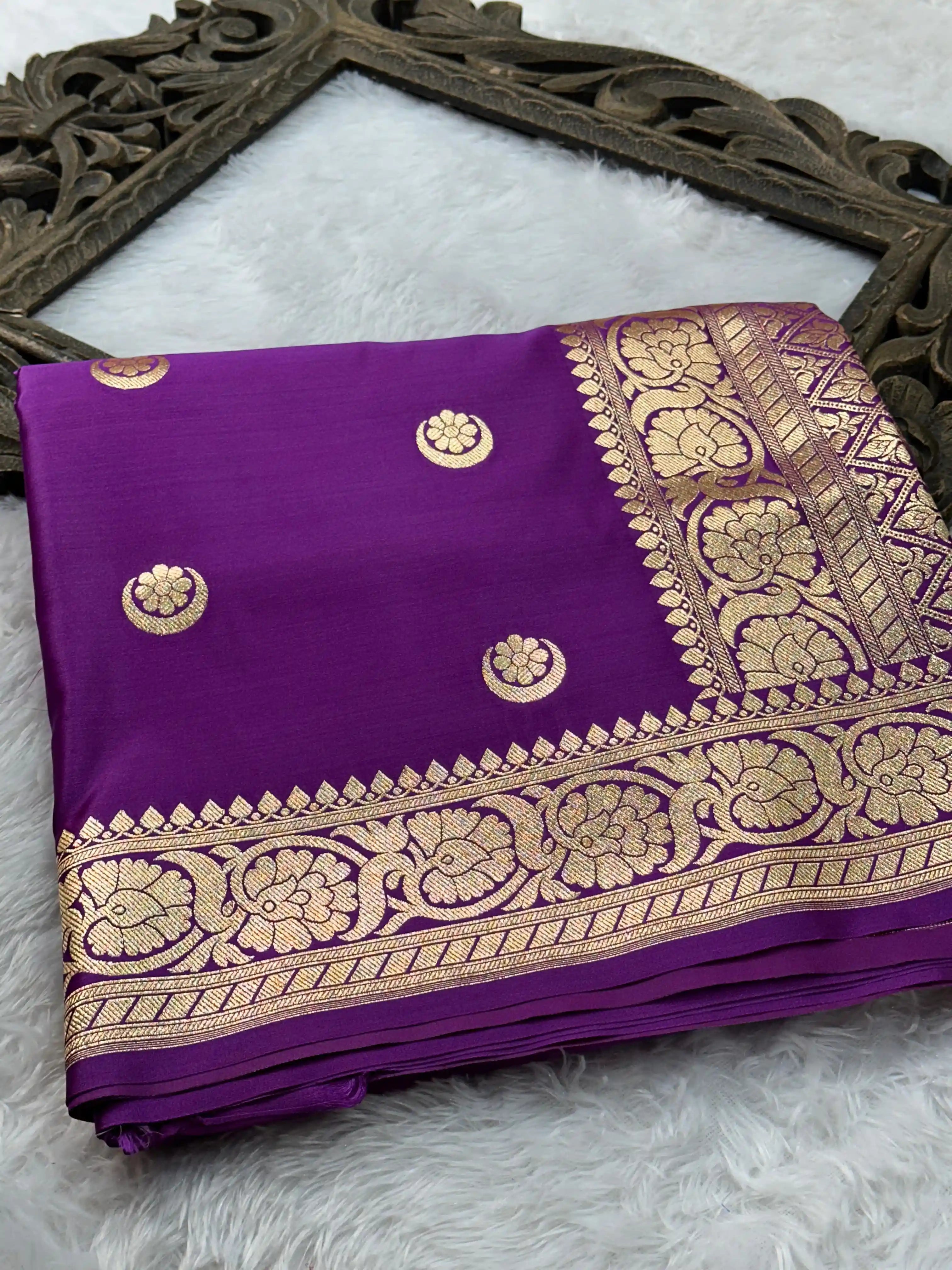 Light Purple Satin Silk Chand Tara Weave Banarasi Saree