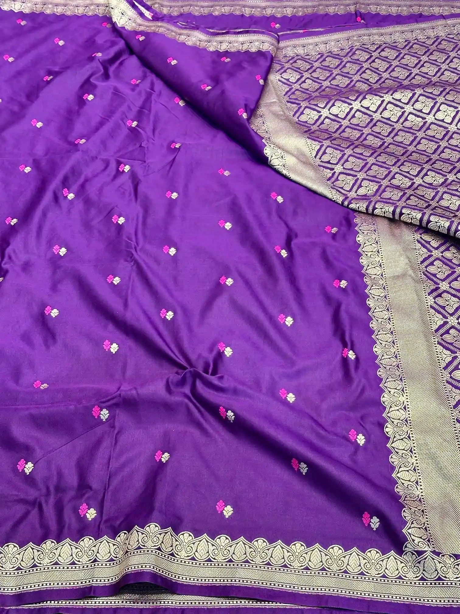 Light Purple Pretty Motifs Weave Mashru Silk Saree