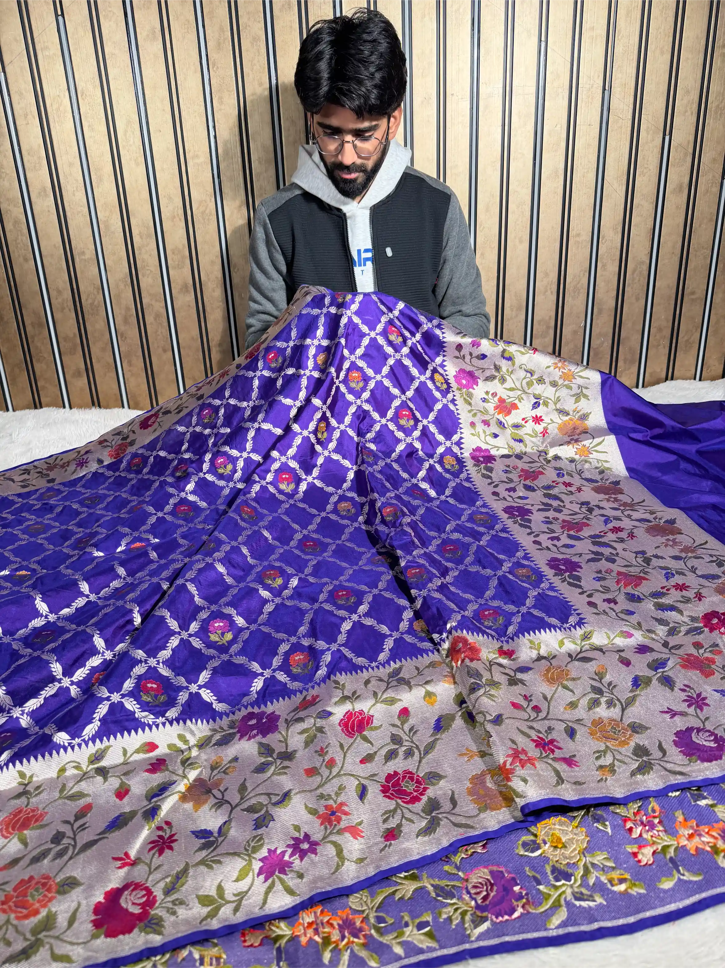 Light Voilet Pure Katan Silk Tilfi Meenakari Banarasi Saree