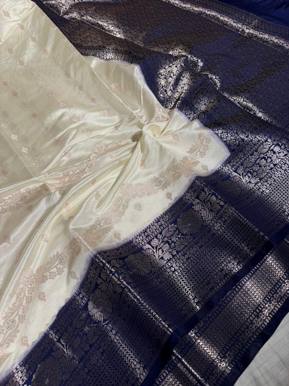 Light Cream Chinia Silk Intricate Weave Banarasi Saree