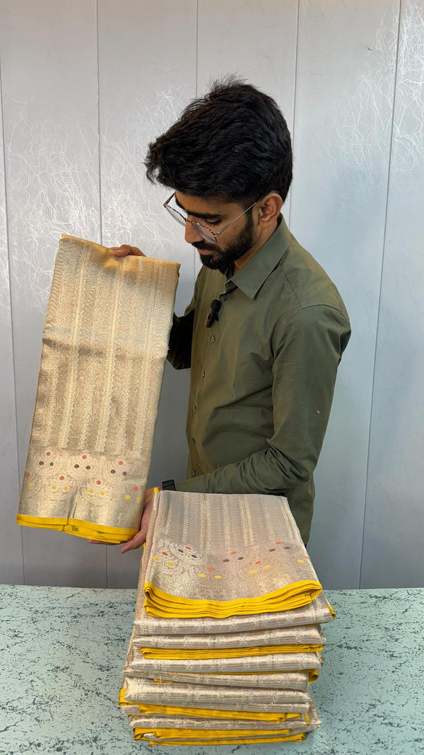 Light Ivory Goldish Shade Soft Tissue Silk Jacquard Design Handloom Banarasi Saree