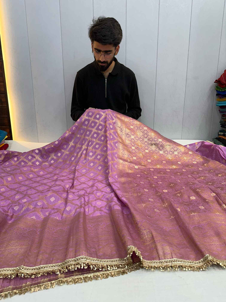 Light Lavender Chiniya Silk Lace Attached Banarasi Saree