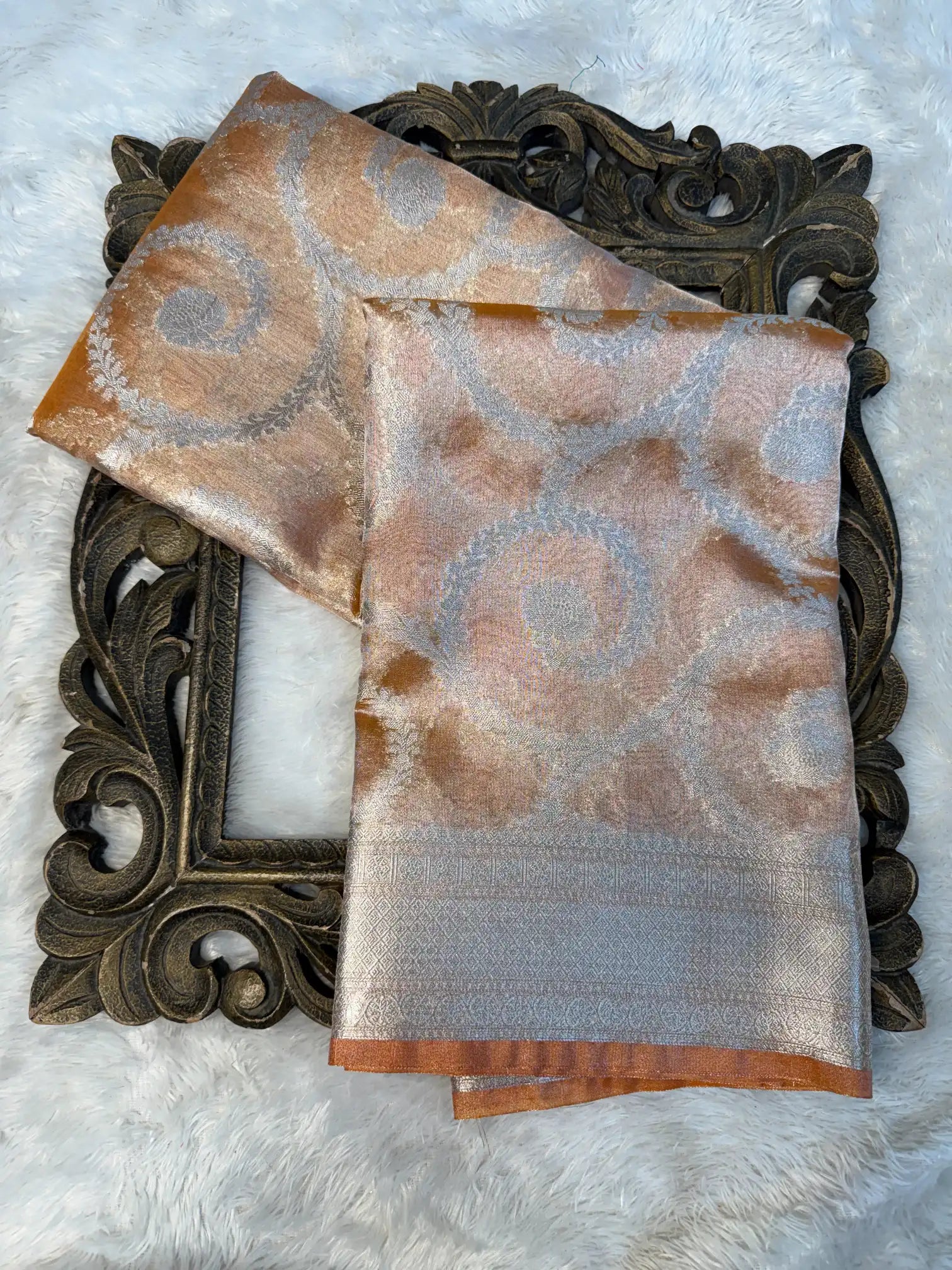 Eccentric Weave Softsilk Traditional Banarasi Saree